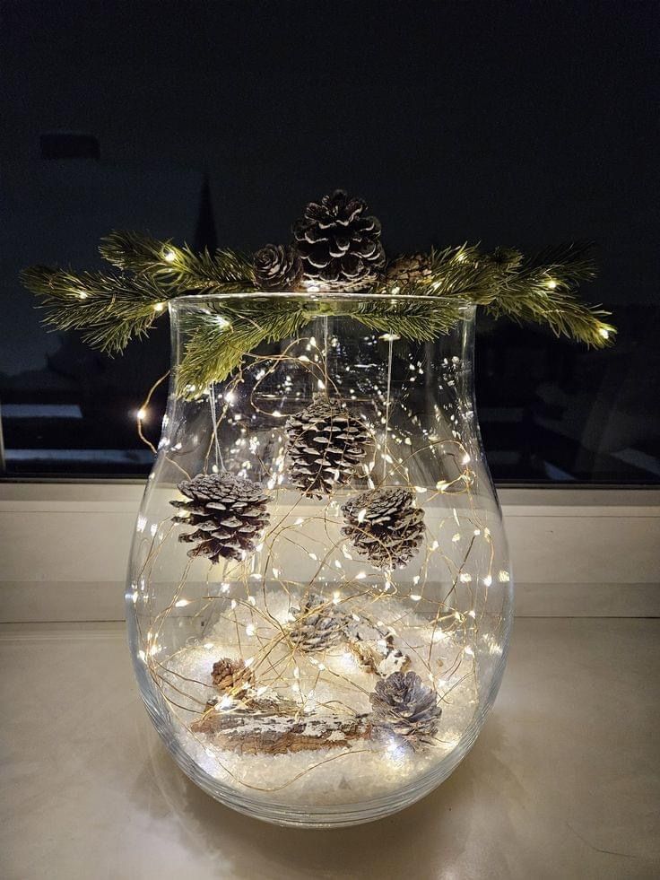Glass Vase Christmas Decor Ideas