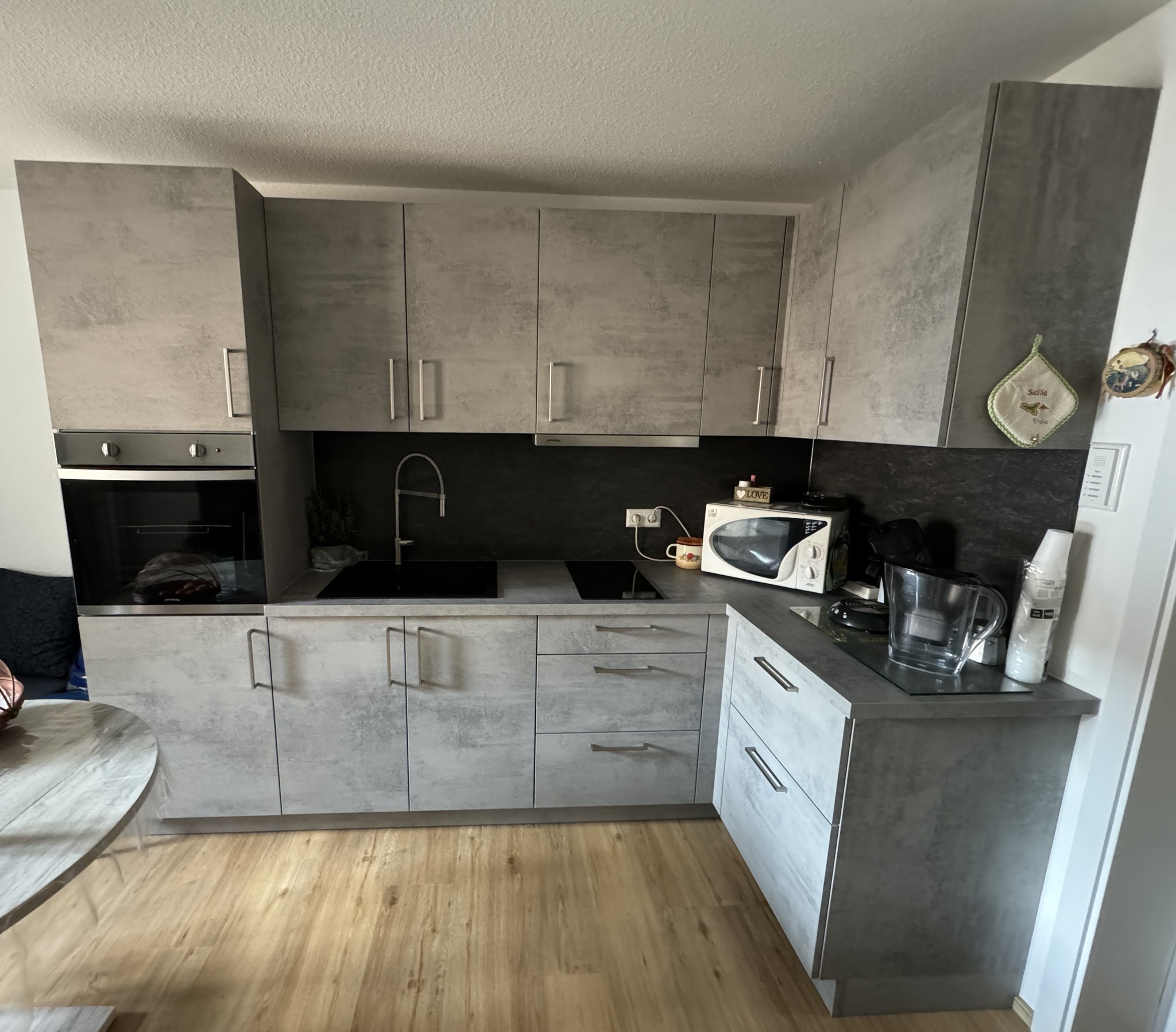 BEK- Küchenarchitektur. - Wir beenden das Jahr mit einem erfolgreichen ...