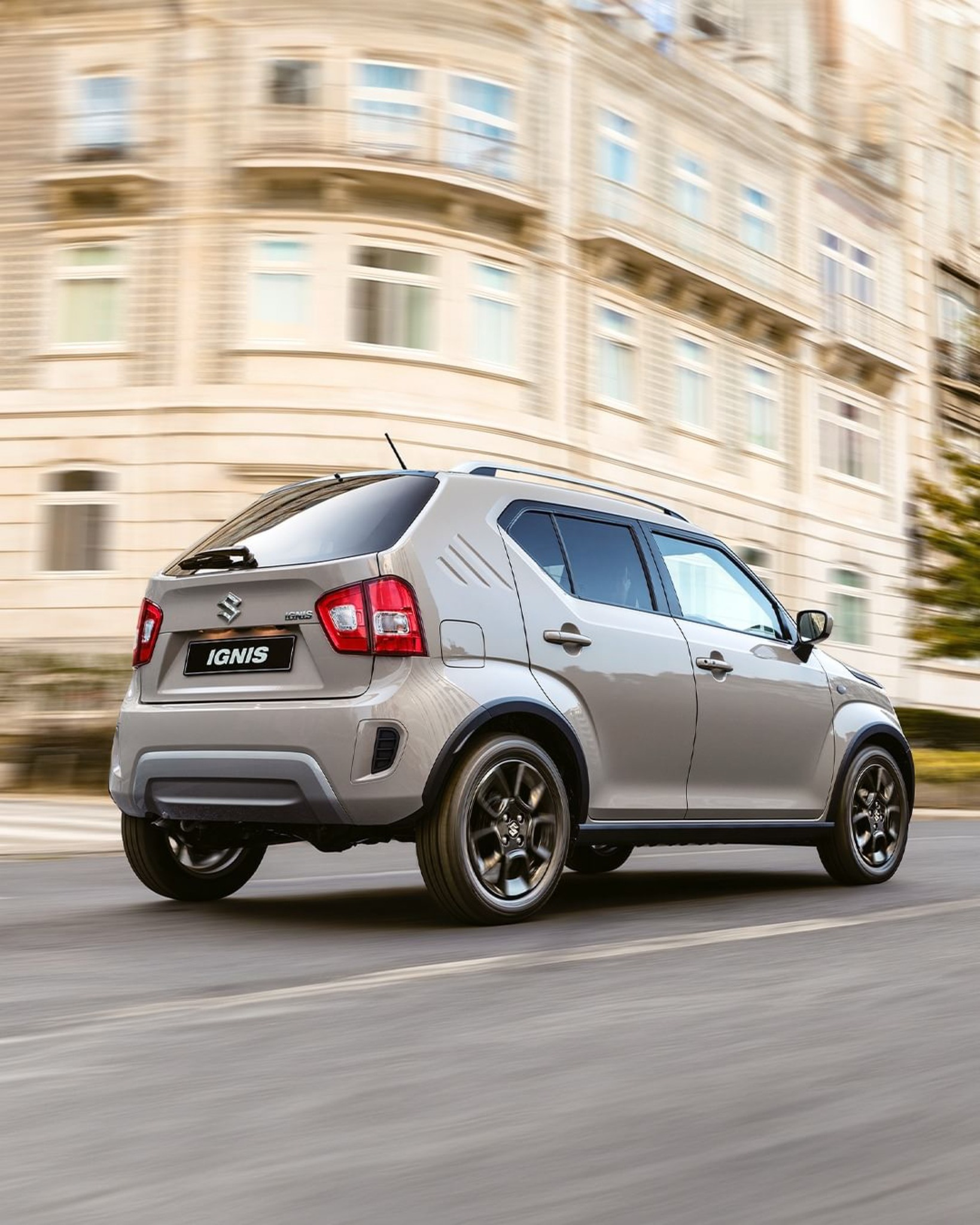 Step inside the Suzuki Ignis—where sleek design meets smart tech