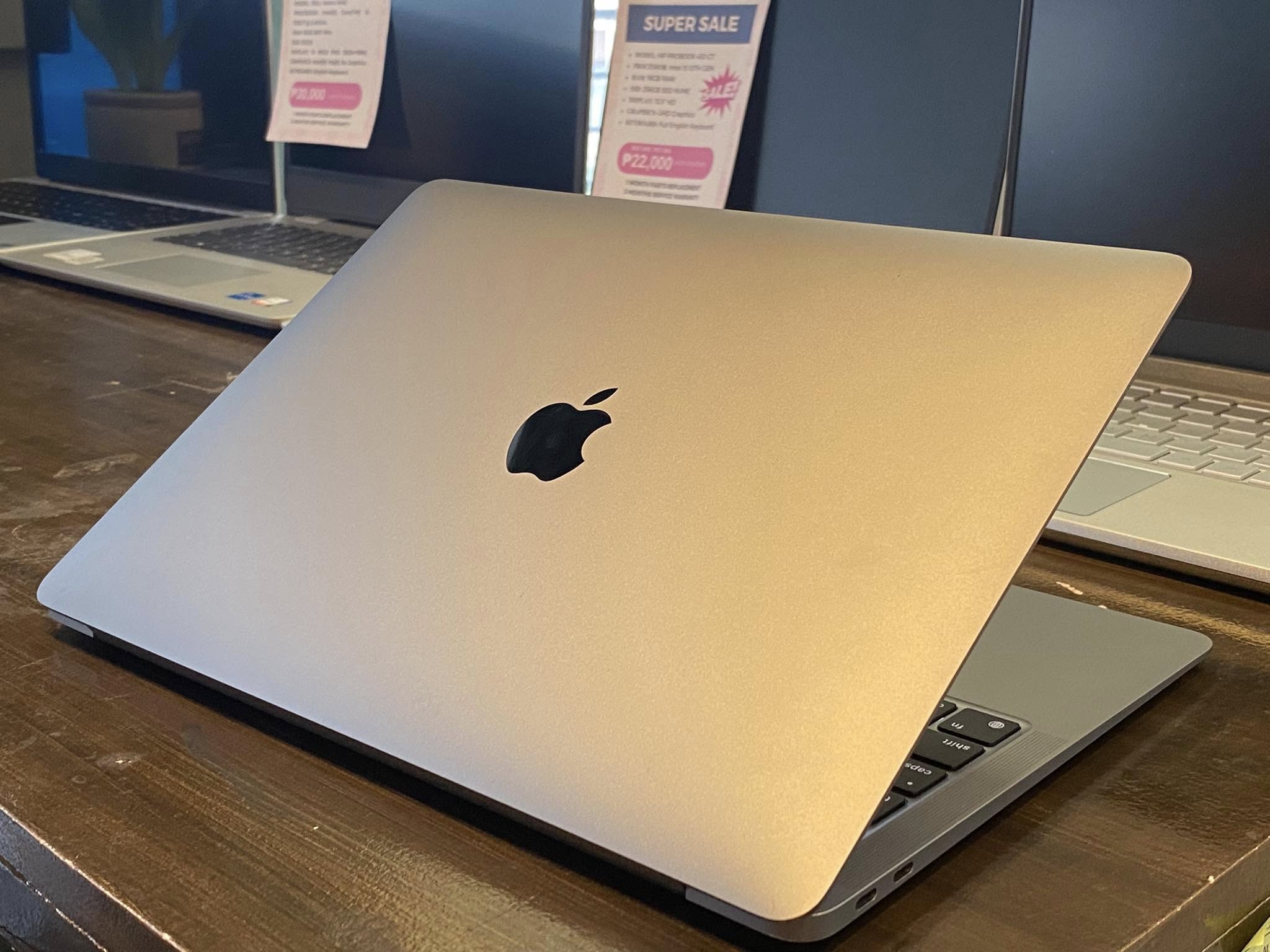 SOLD OUT! ? Second Hand |Macbook Air | A2337 | 16GB | 256GB SSD 