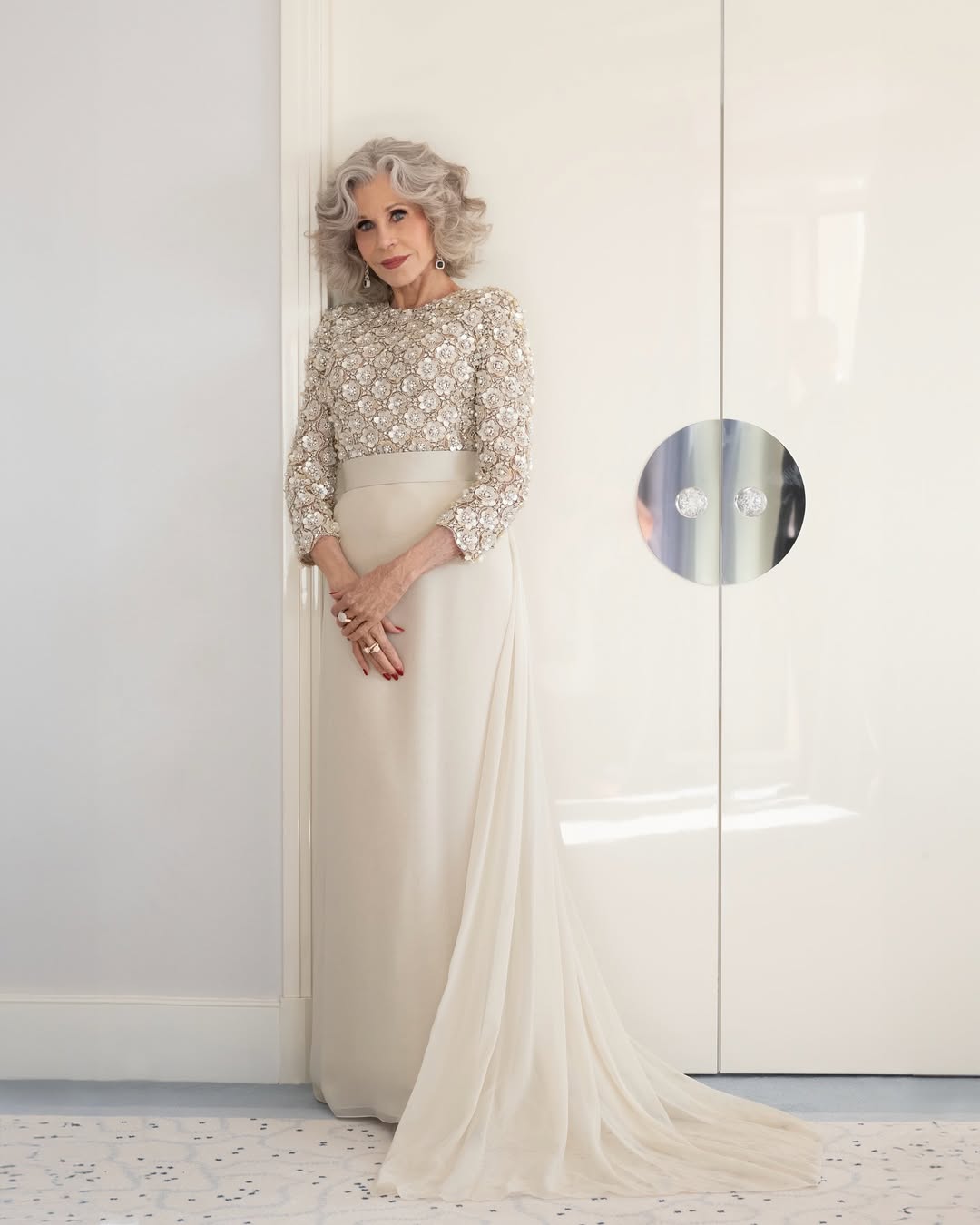 jane fonda 2016 golden globes white dress for Oscar de la Renta #Cannes2025 📸 by Greg Williams 2026-1-16