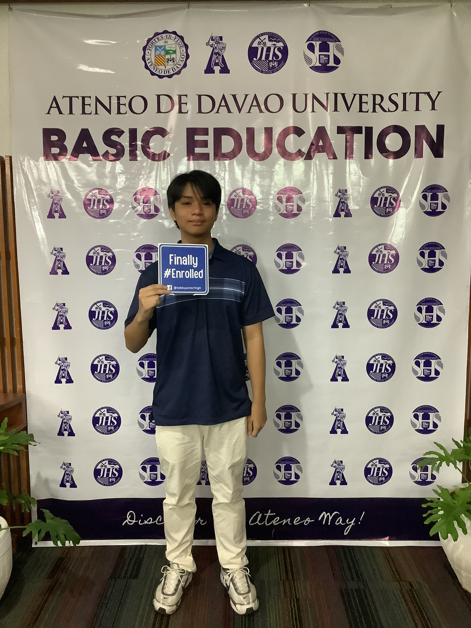 Ateneo de... - Ateneo de Davao University Junior High School