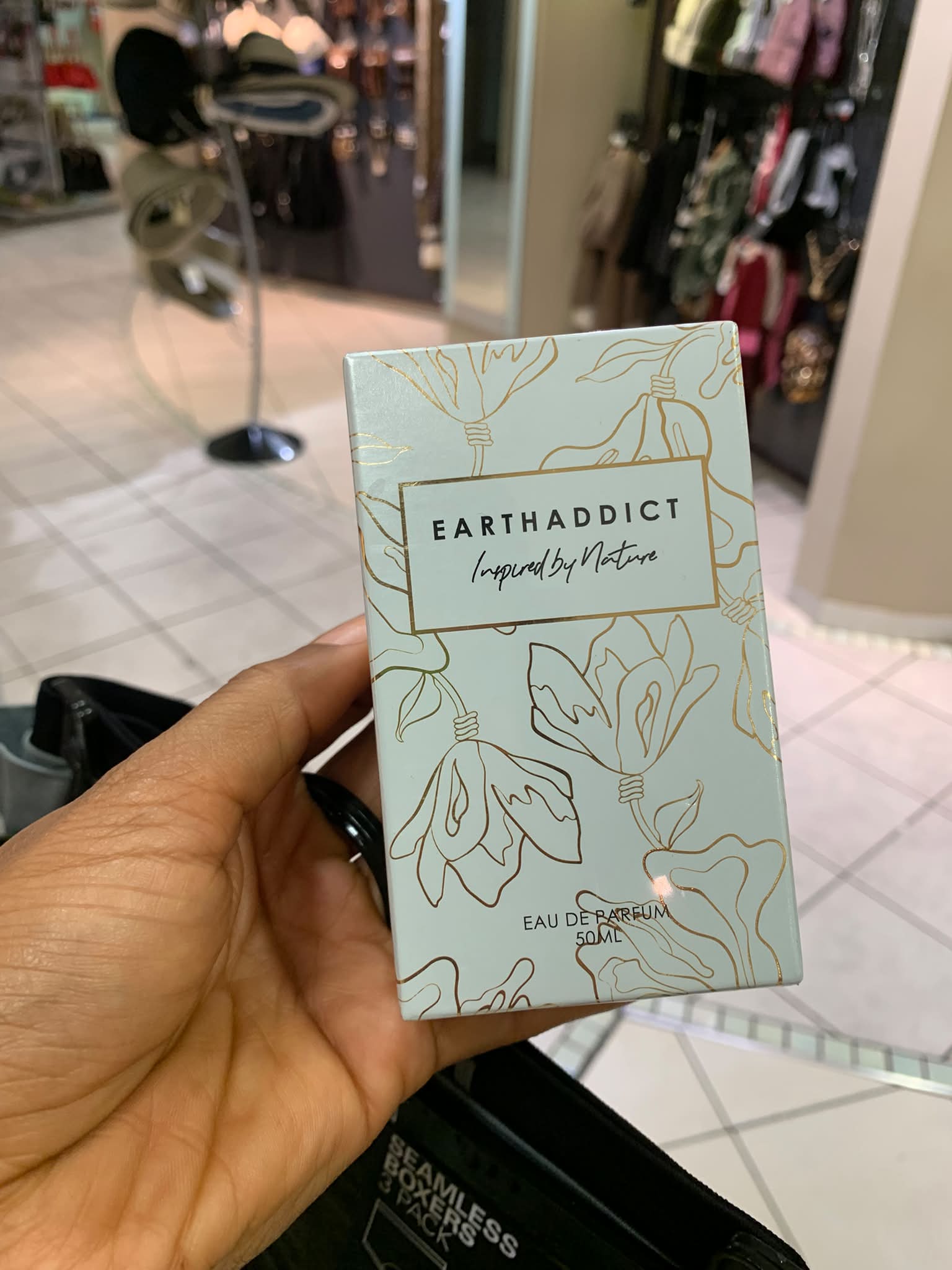 This perfume smells like heaven