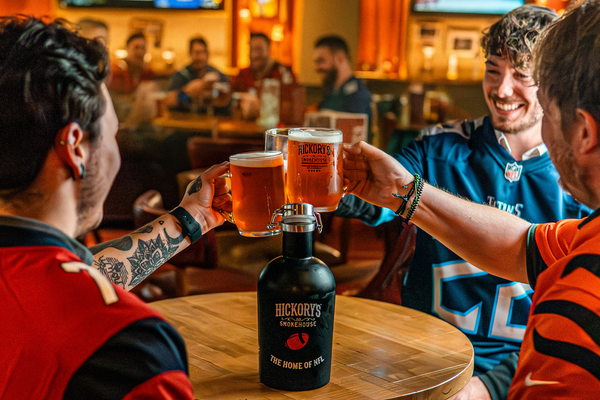 Hickory's - NFL Sundays are back this week!⭐️ Join us in the bar for ...