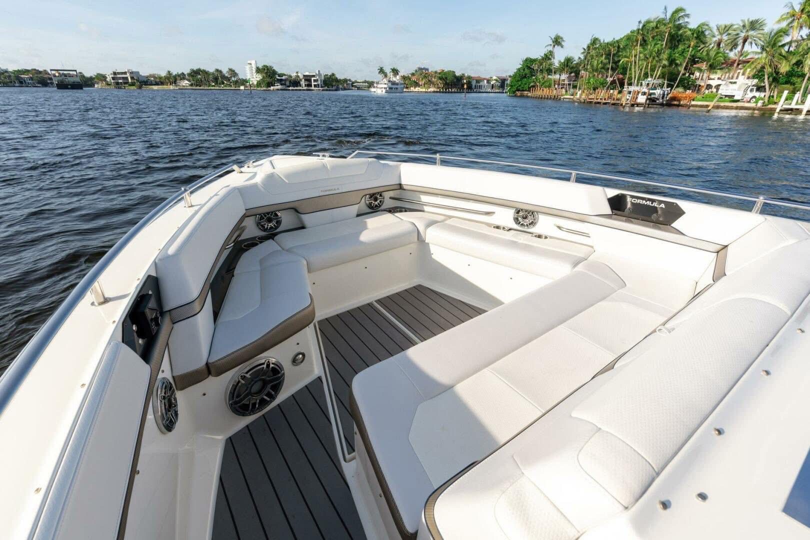 United - 🛥️: 2021 Formula 430 SSC 