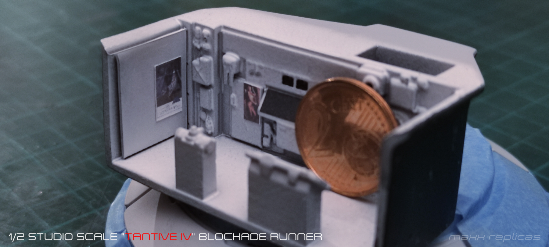 MAXX - 1/2 Studio Scale TANTIVE IV (work in progress) ...Cockpit mit ...
