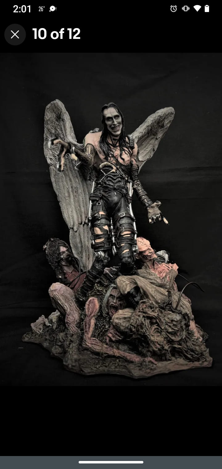 Marilyn Manson wind-up figures review