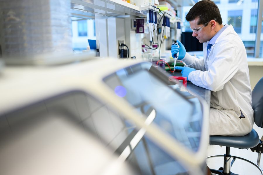 MIT - Graduate student Louis DeRidder was awarded a MathWorks ...