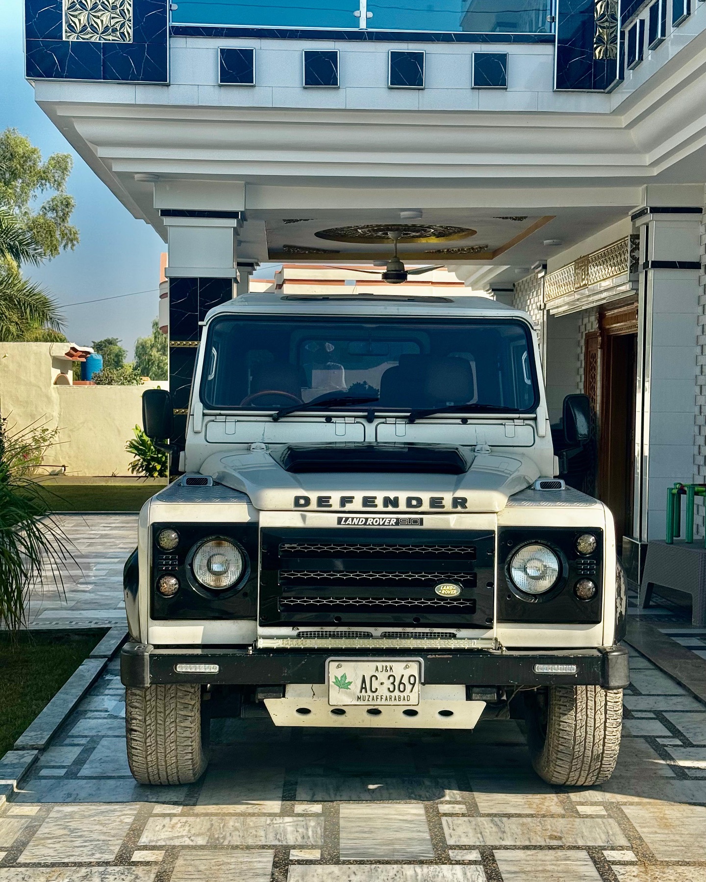 For Sale: Land Rover Defender 300 TDI... - Cars of pakistan | Facebook