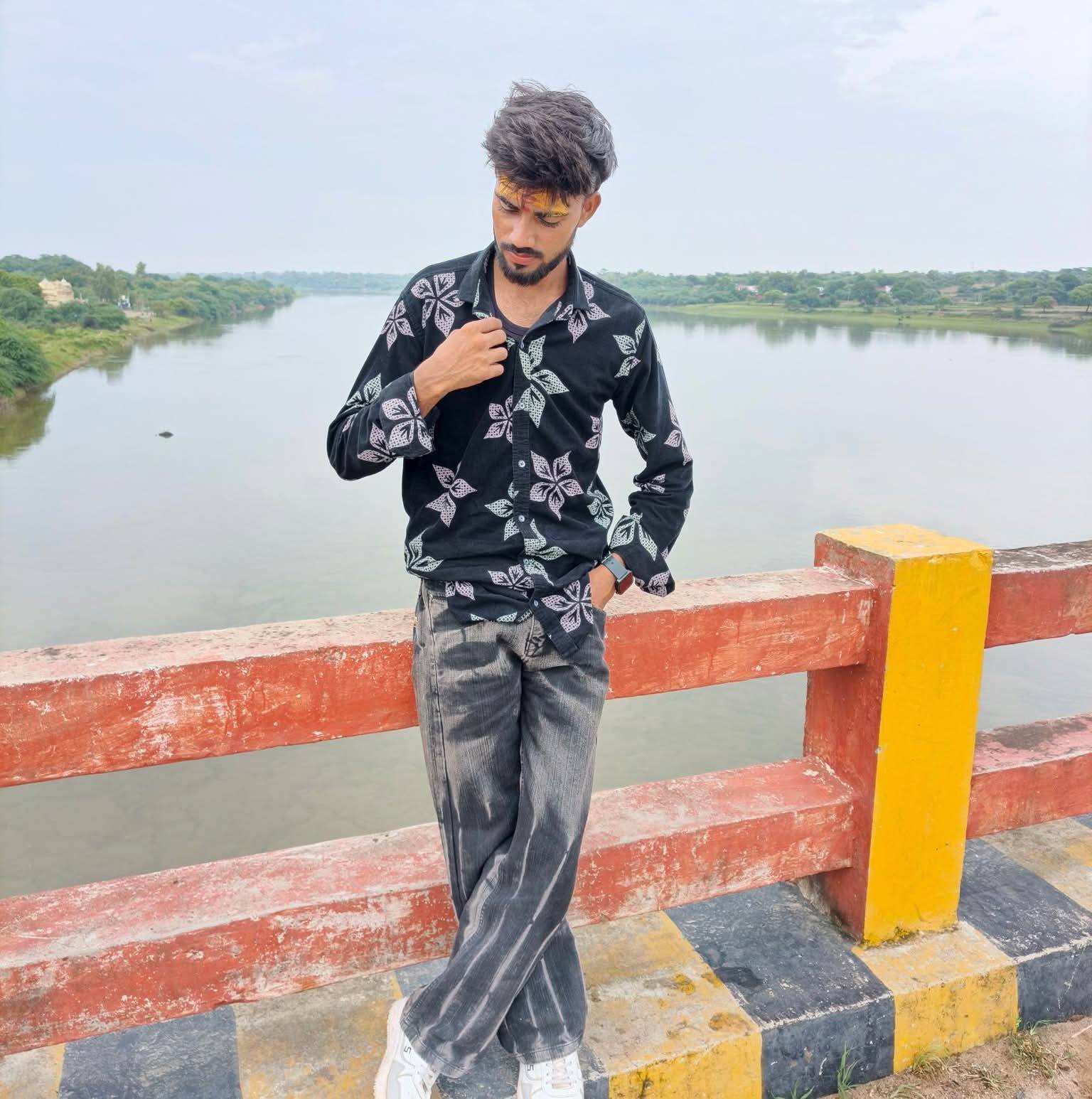 10k views complete please everyone. Sani Sagar #viralreelschallenge ...