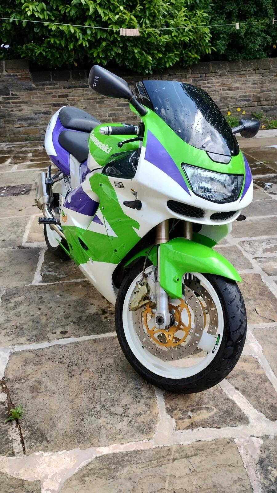 ad: Kawasaki Zx9r Zx-9r Ninja 900 1998 Full Details On eBay