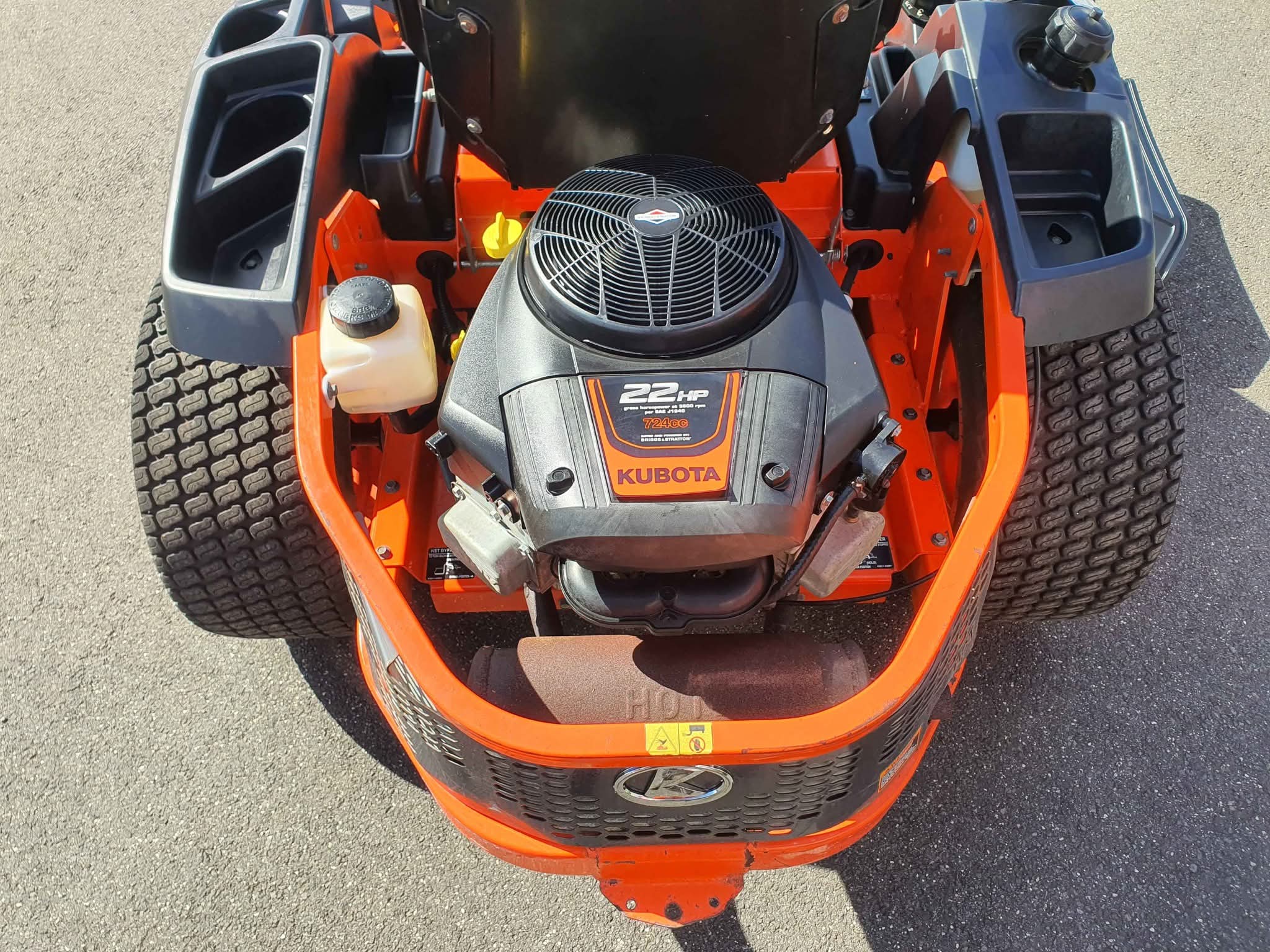 Kubota Z122 Zero Turn 48