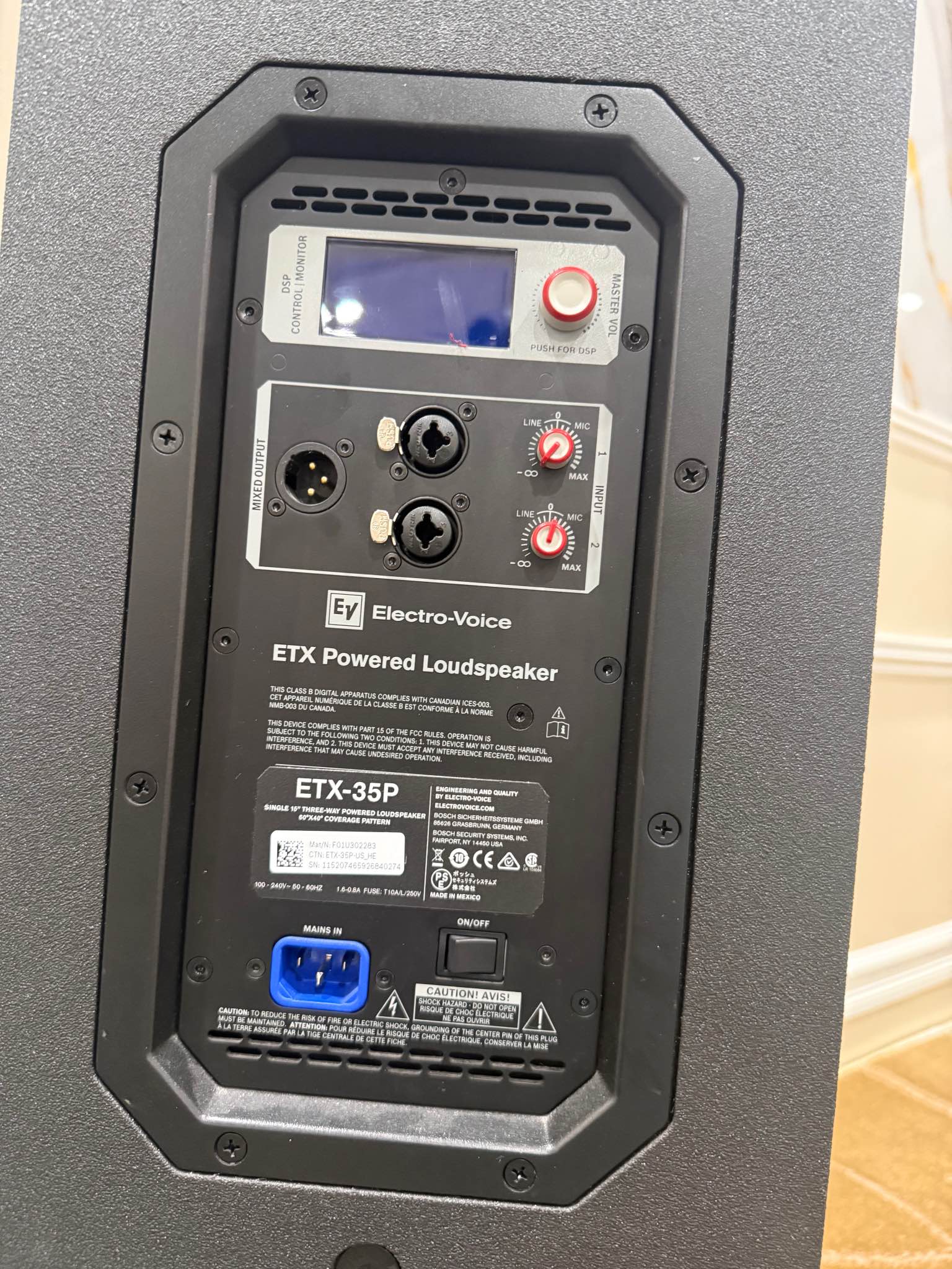 Pair of Electro-Voice ETX-35P 15