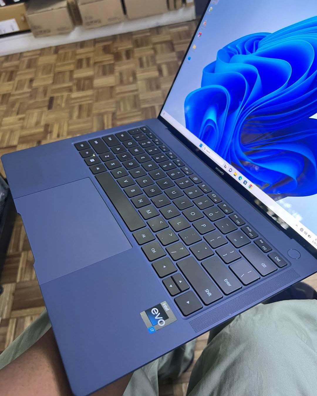 HUAWEI MateBook X Pro 2023 14.2-inches [ i7-1360P 32GB/2TB (MRGFG