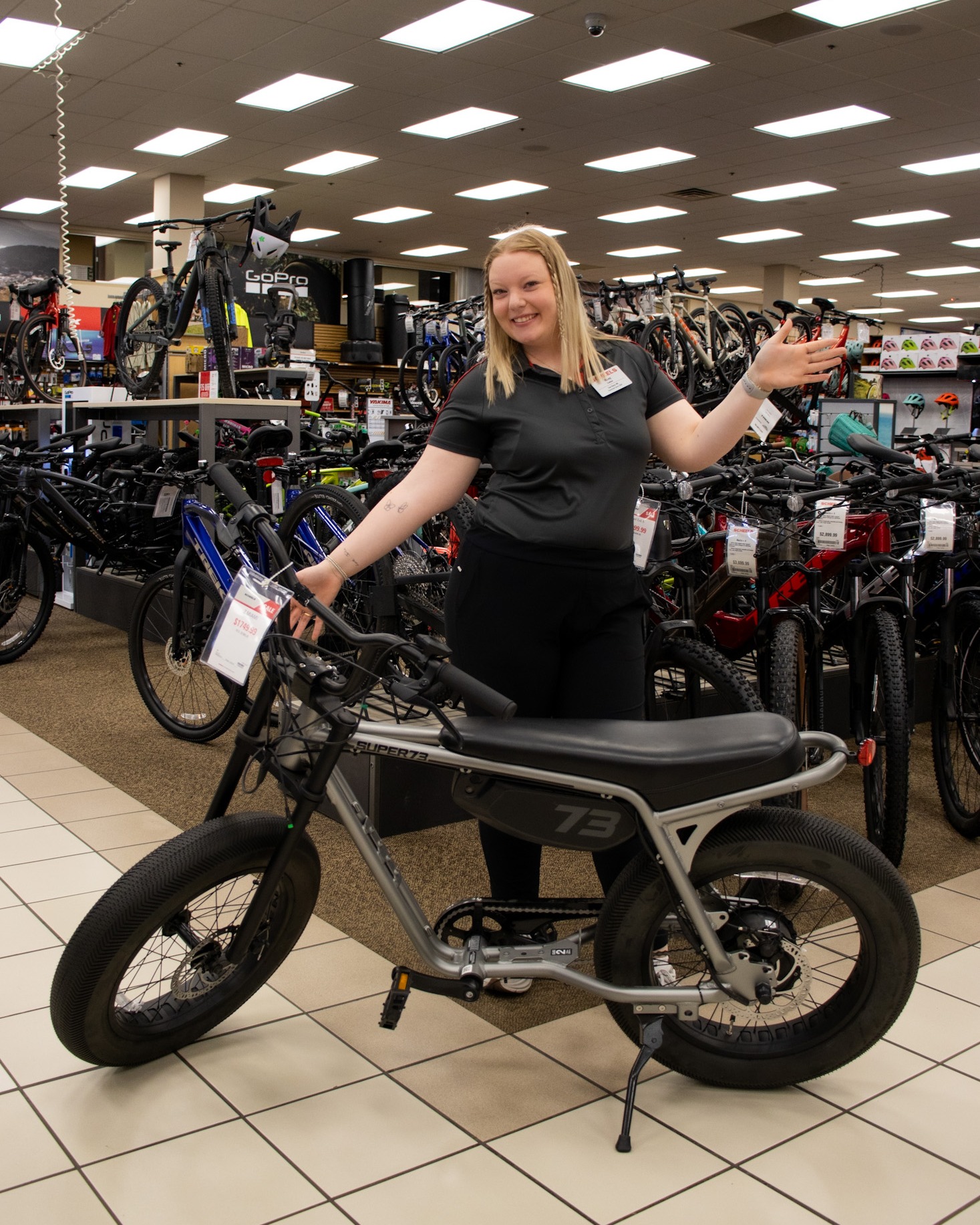 electric bicycle demo Civia Parkway Step-Thru eBike Hybrid Bike Medium no tools required Foldable e-bike live review: MoonCool