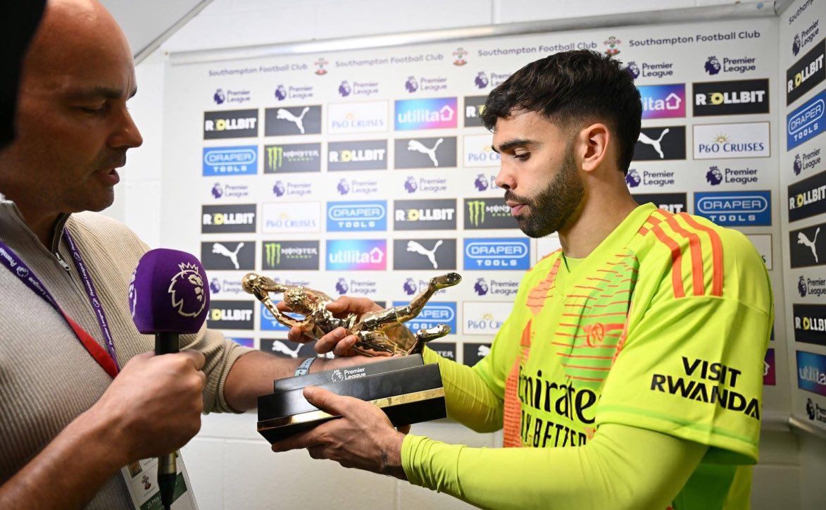 Arsenal - ⬅️ ‏رايا يصبح أول حارس مرمى في آرسنال يحقق جائزة القفاز ...