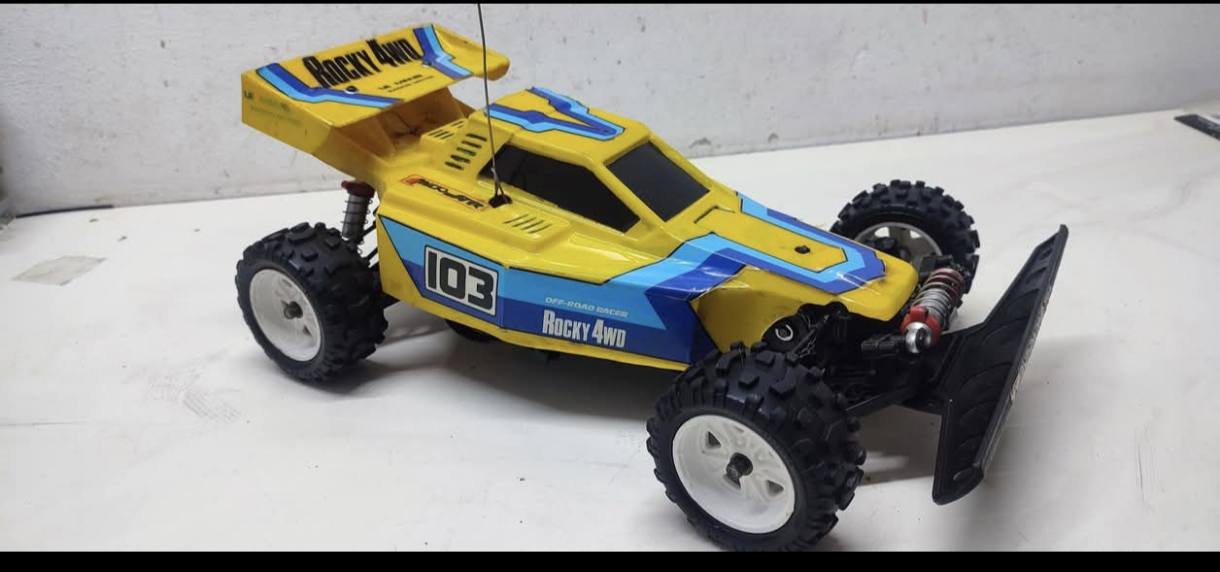Kyosho Rocky restored 103 OFF оло 00AD SACER ROCKY4WD 4WD 20:26 20