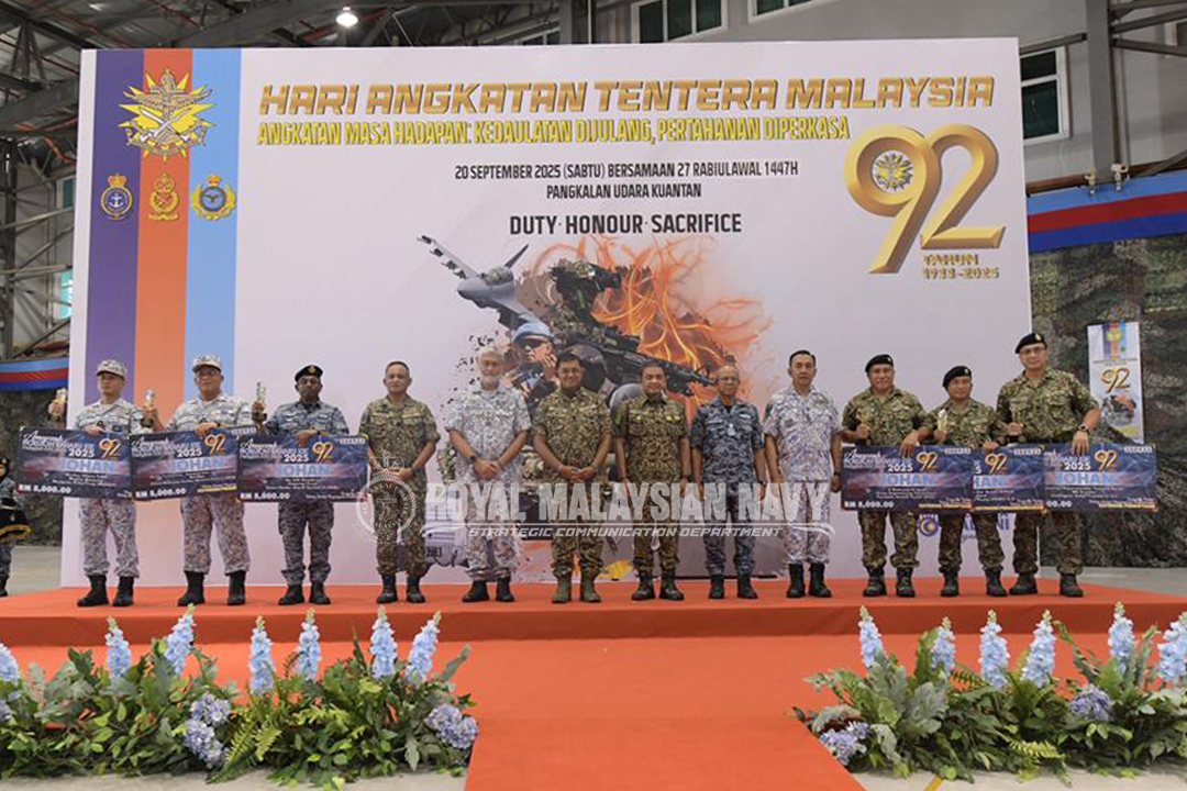 Tentera Laut Diraja... - Tentera Laut Diraja Malaysia