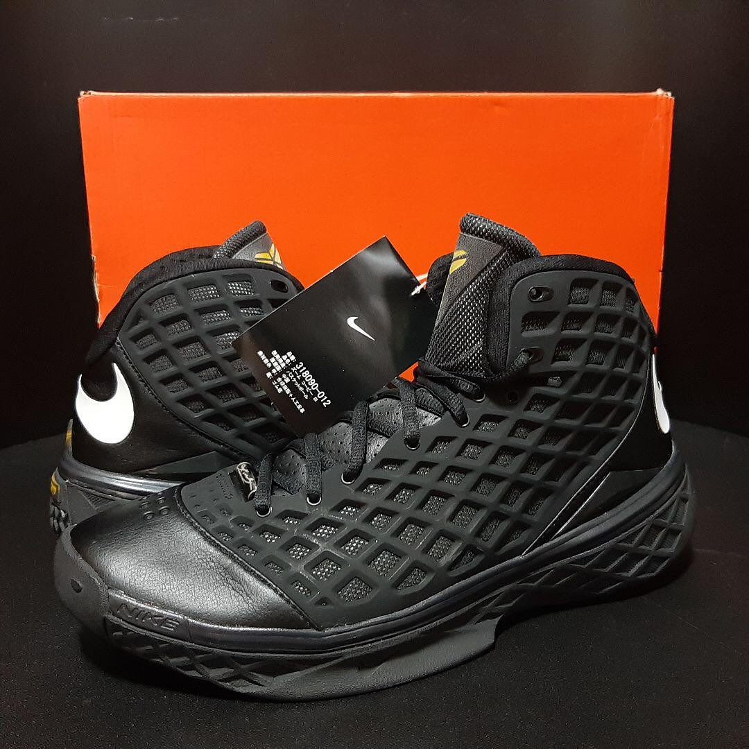 The Nike Kobe 3 Protro “Orca” is expected to make a return during