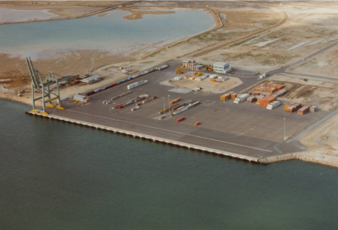 Flinders - #FBF at FPH - Flinders Adelaide Container Terminal (FACT ...