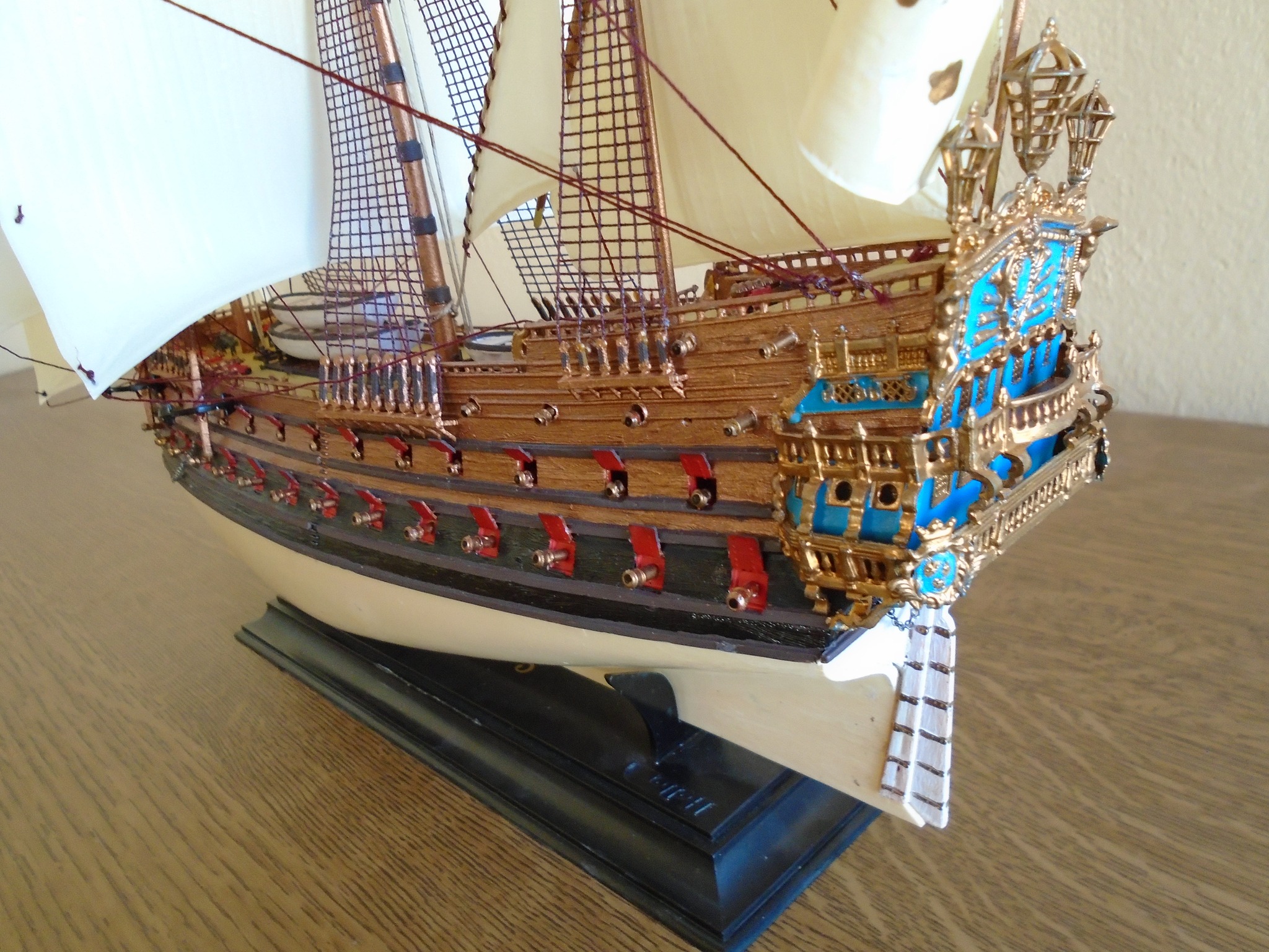 Good morning! Plastic ship model, French warship 