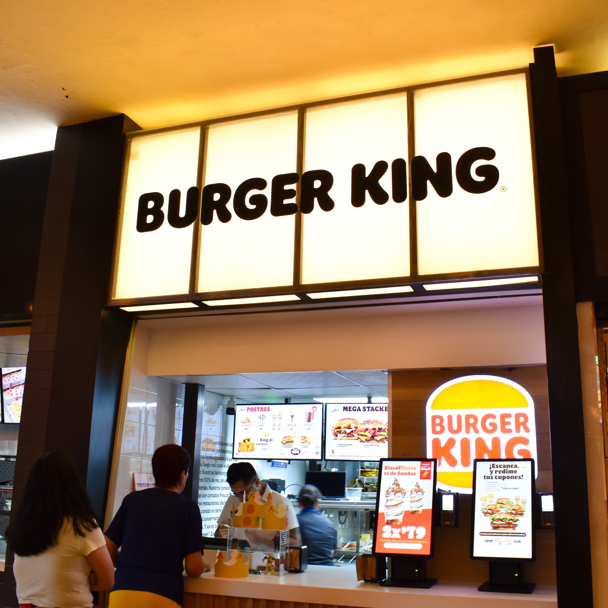 Angelópolis - 🚨🍔 ¡La espera terminó! Burger King ya está... | Facebook