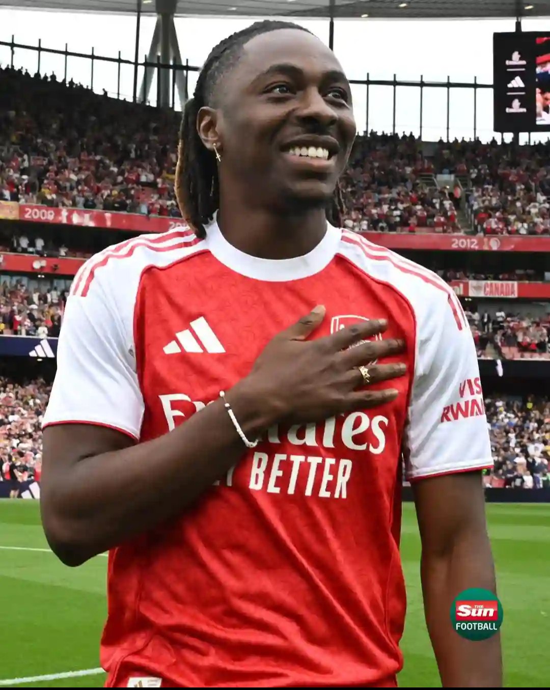 Eberechi Eze, who wore the number 10 at Crystal Palace, now wears