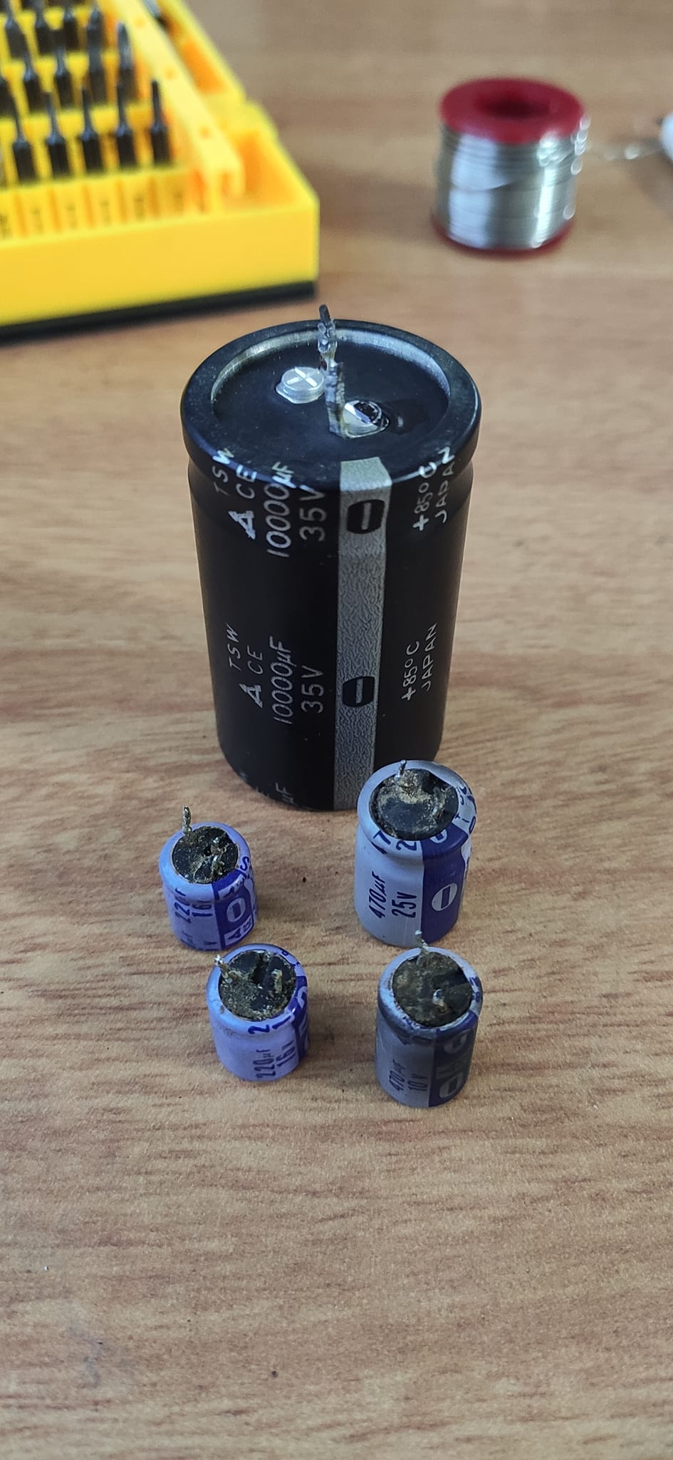AMAZINGLY these caps from 1979 only recently started to crap out.