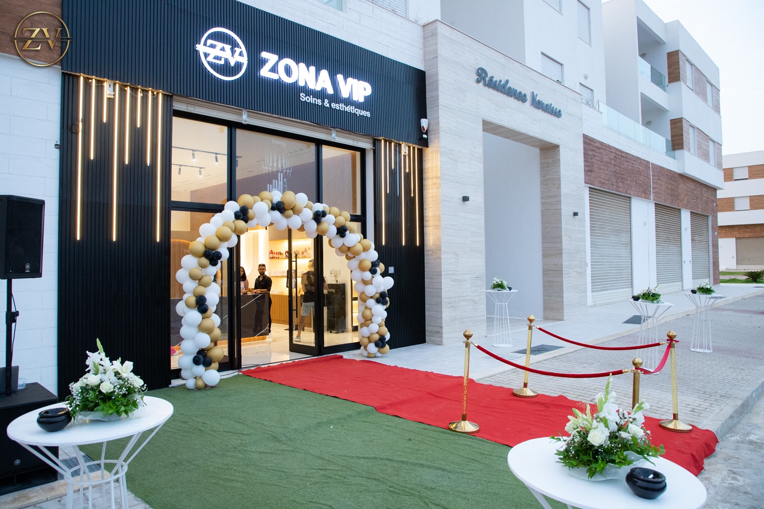 Inauguration... - Zona VIP - Espace de soins et esthétiques