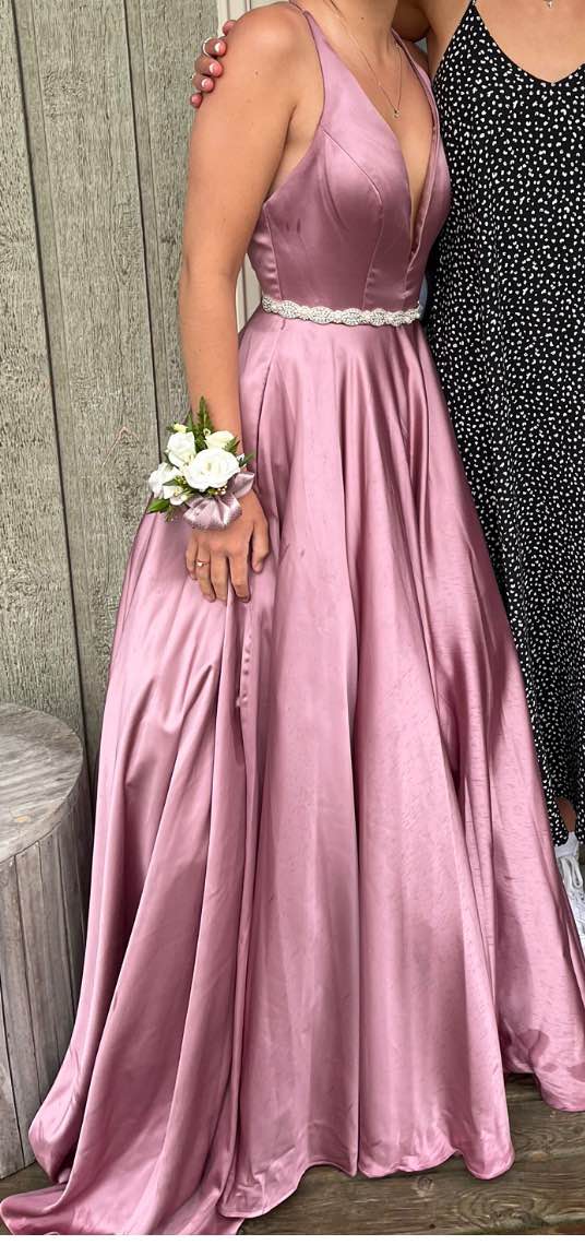 Formal dresses for sale in Halifax, Nova Scotia