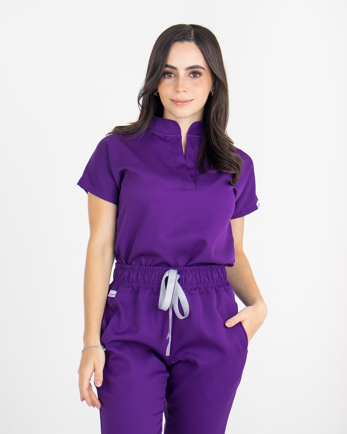 MAPAU scrubs | León