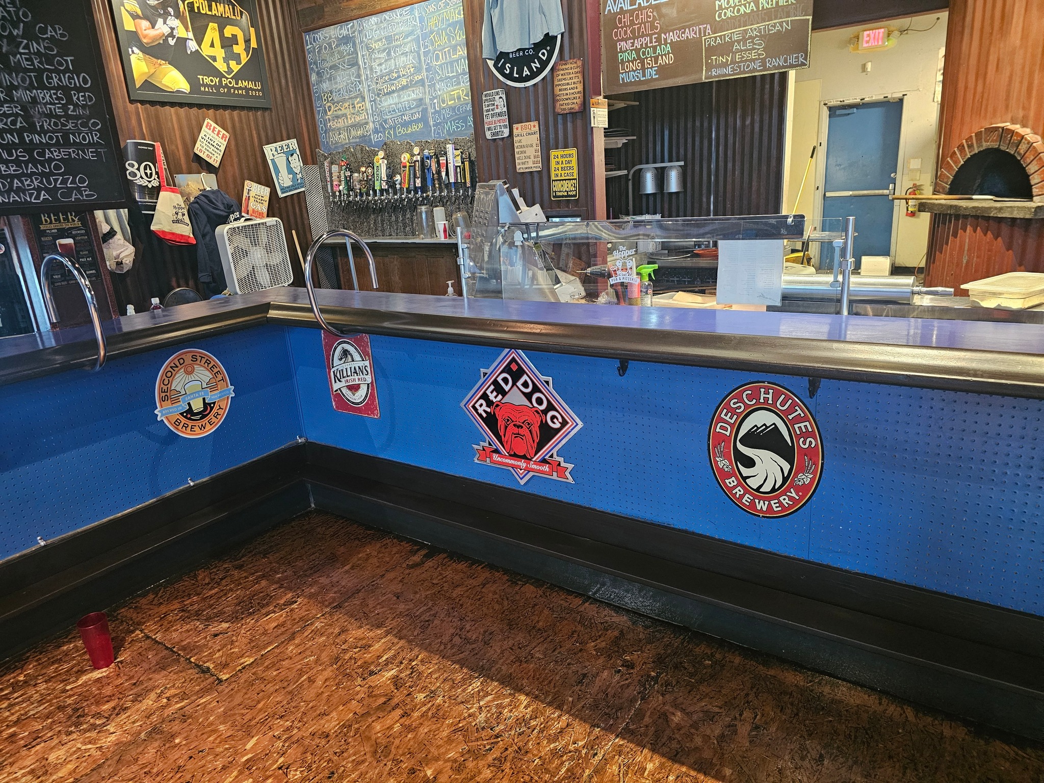 The Hopper Pub & Pizzeria | Rio Rancho NM
