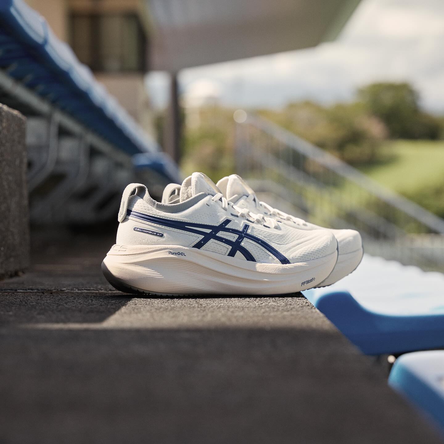 The Asics Gel-Nimbus 27 ASICS TRACK CLUB shoe