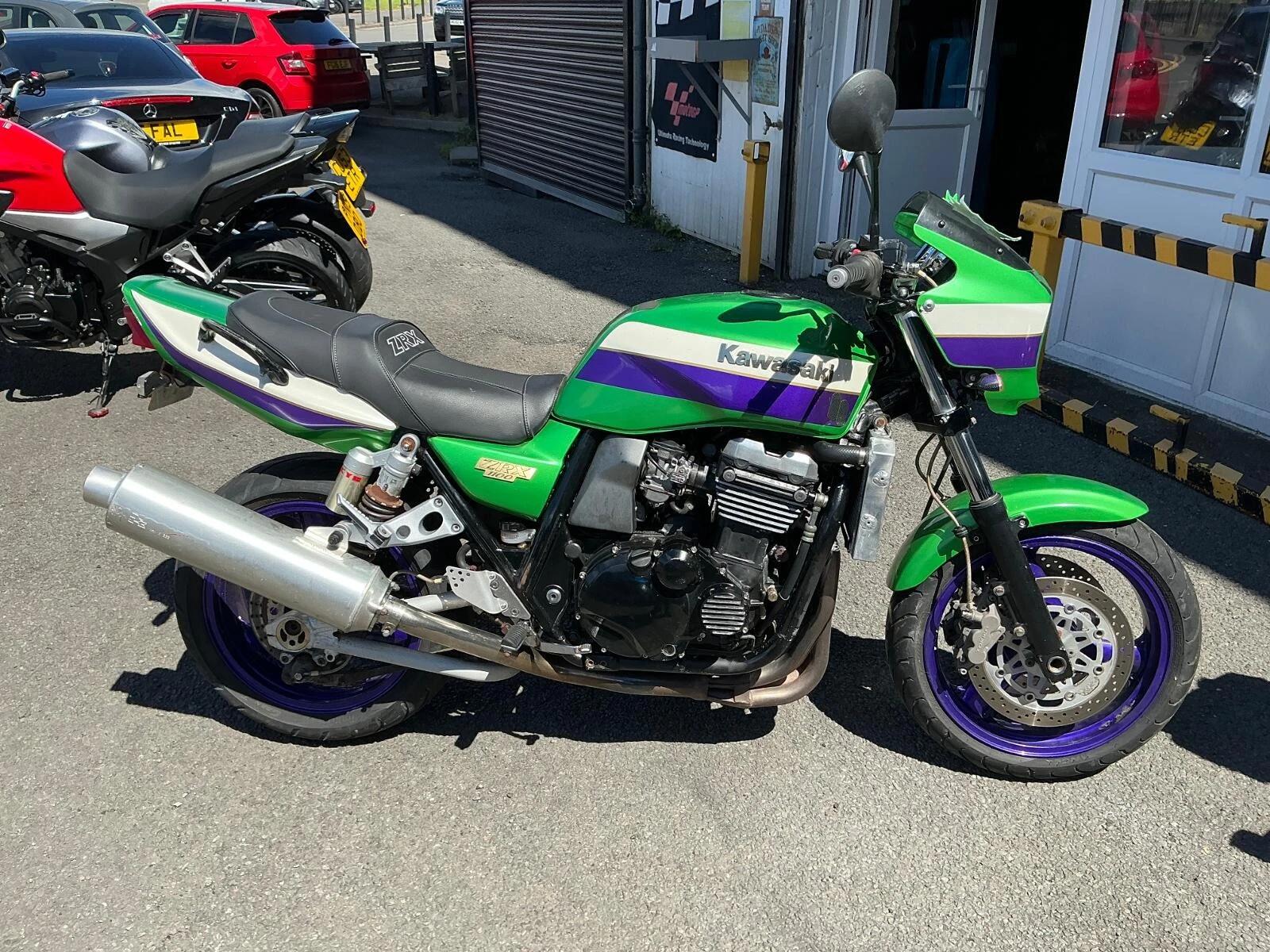 1997 Kawasaki ZRx 1100 Genuine ZRx 1100 with carb rebuild and