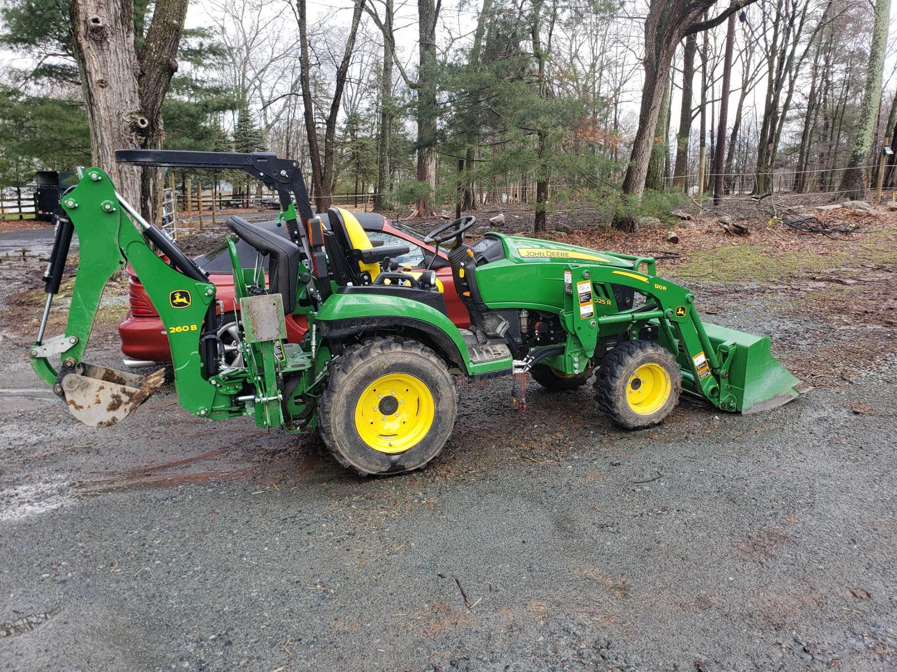 FOR RENT 2025R JOHN DEERE front loader / back hoe (post hole digger ...