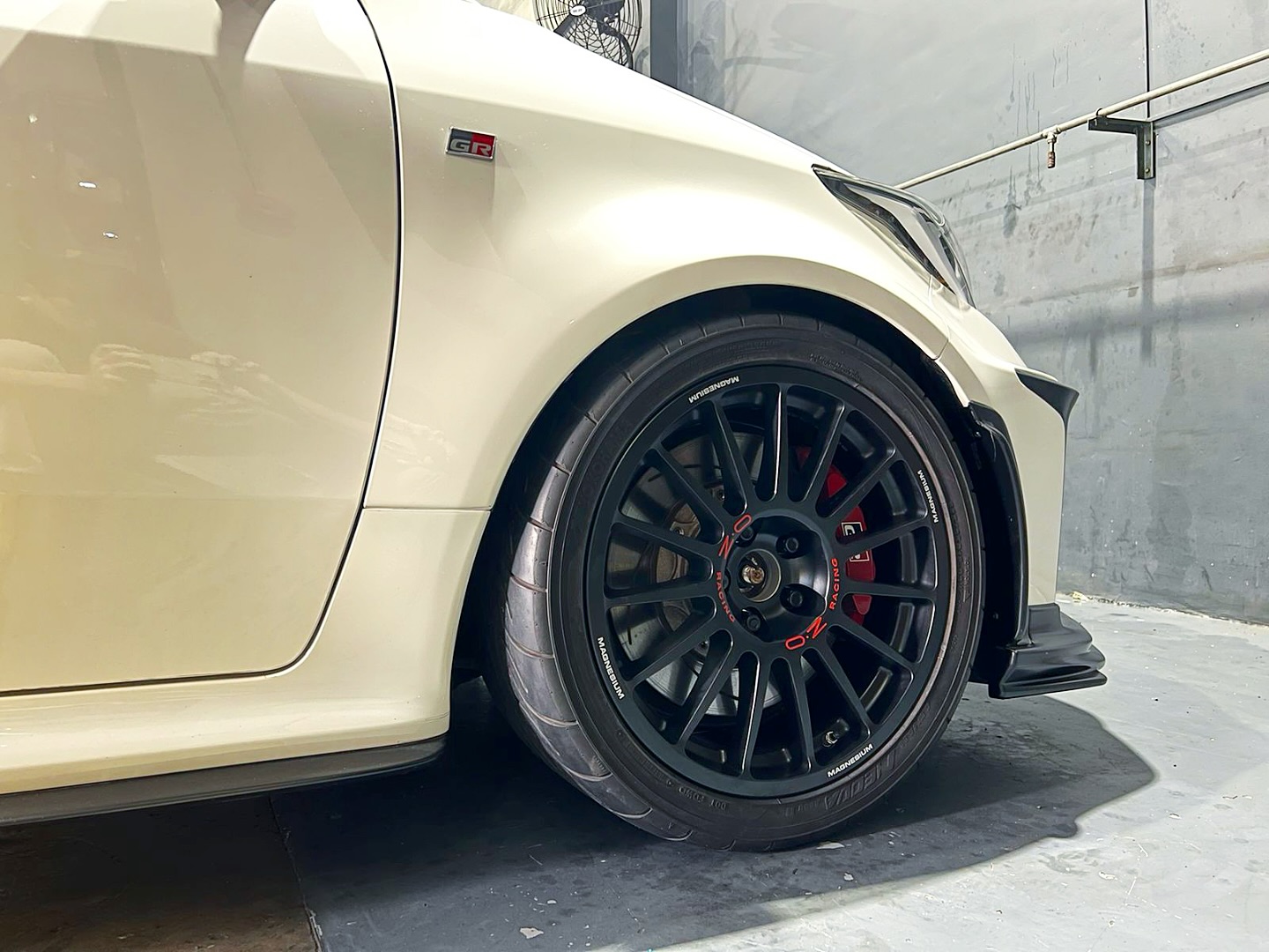 Excellar - OZ SUPERTURISMO MAGNESIO. Limited Edition Magnesium wheels ...
