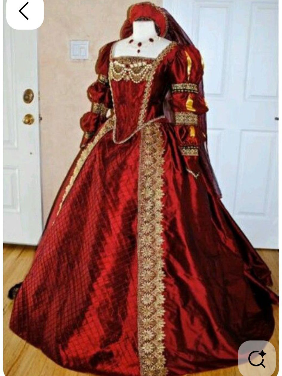 lady capulet dress Hi, I'm looking for of Romeo and Juliet costume. Thank you modern lady capulet costume
