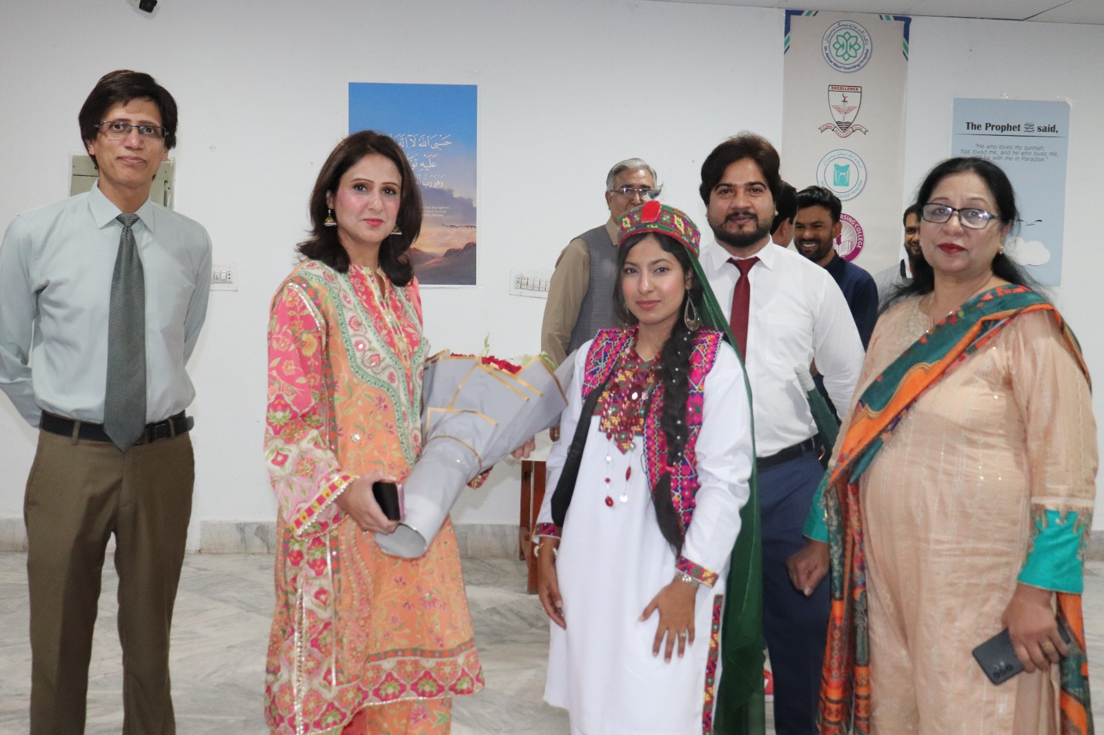 Dr. Akbar Niazi... - Dr.Akbar Niazi Teaching Hospital | Facebook
