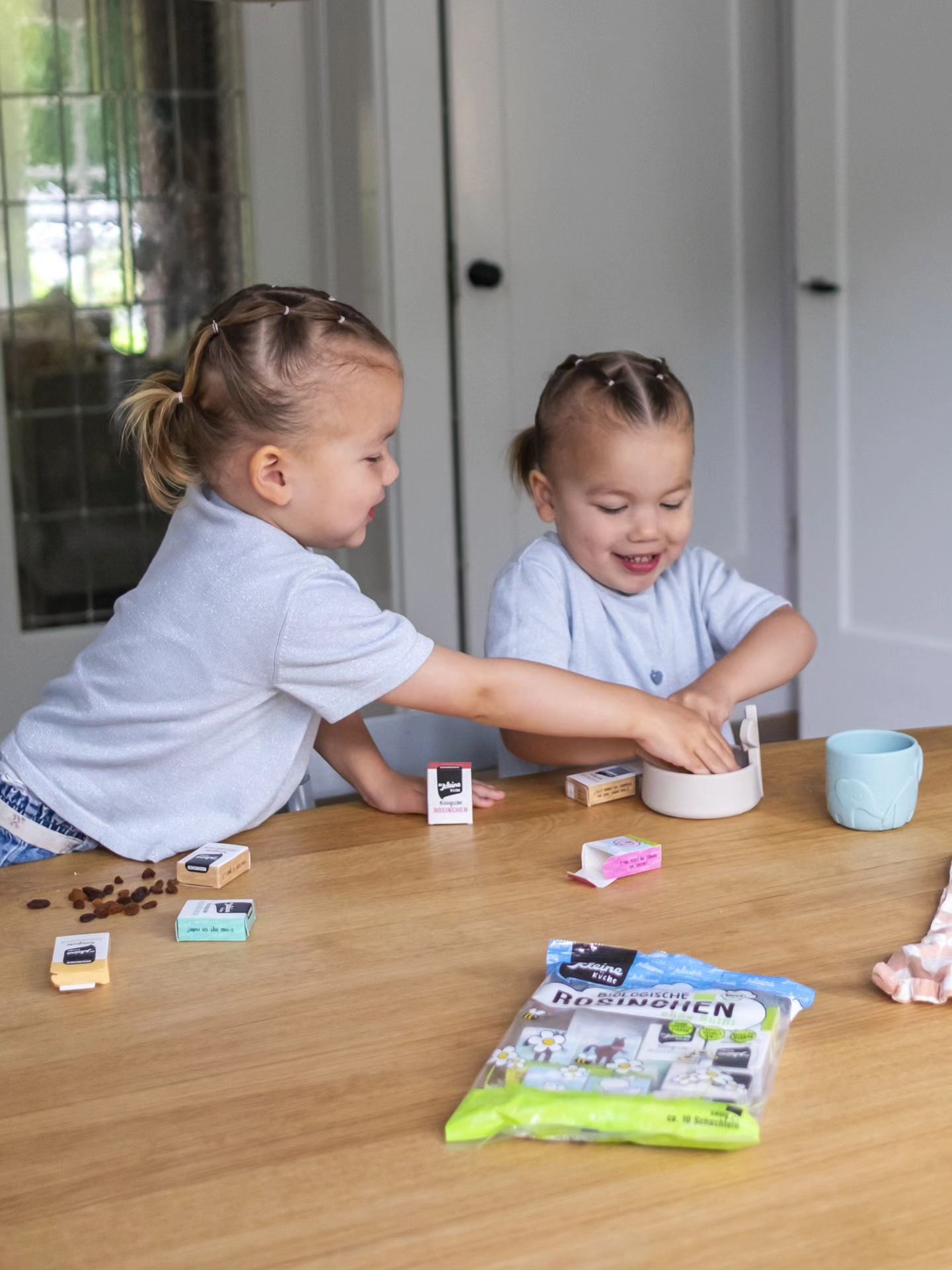 Die Kleine Küche - Auch trotz vollem Spielzeugschrankes kann zu Hause