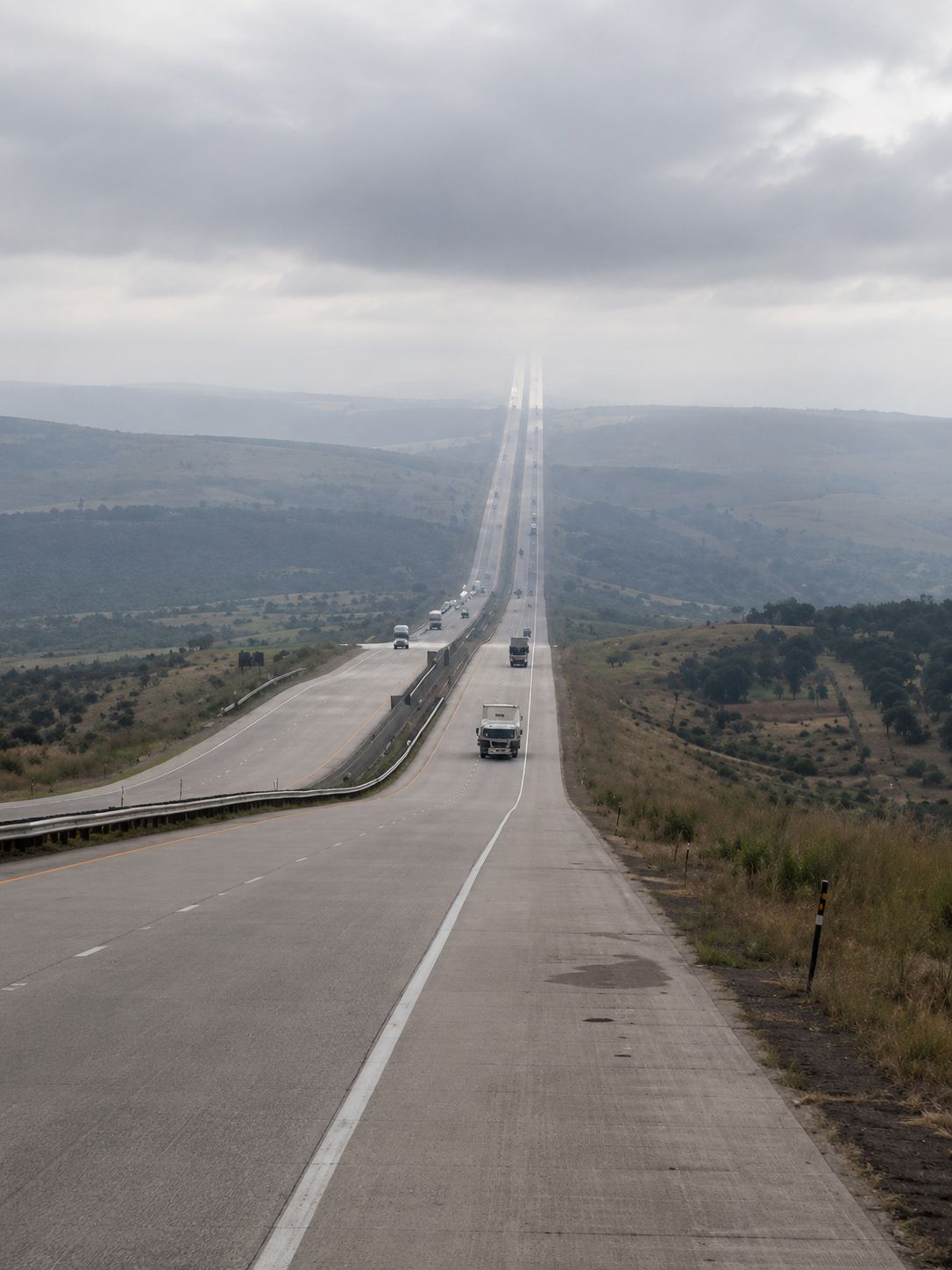 What are the characteristics of the Devil's Whip section of Hwy 80?