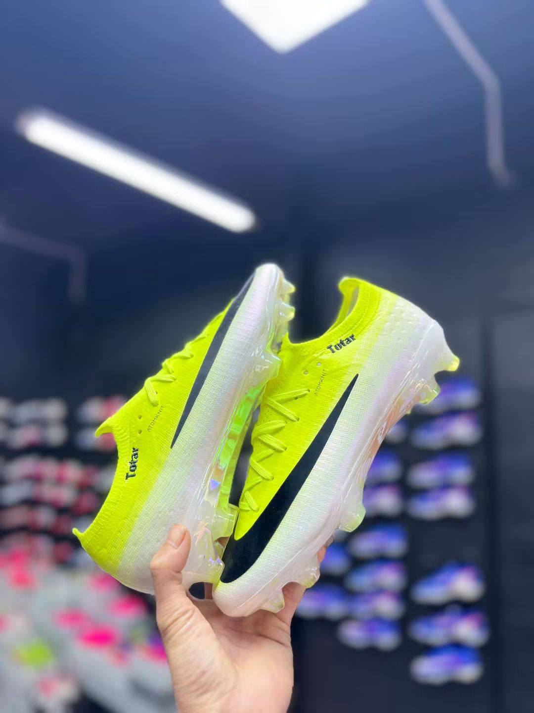 NIKE ファントム 6 LOW ELITE AG-PRO 25.5cm ✨รองเท้าสตั๊ด✨ ลดราคา ราคาถูก Hn shop✨ | Facebook