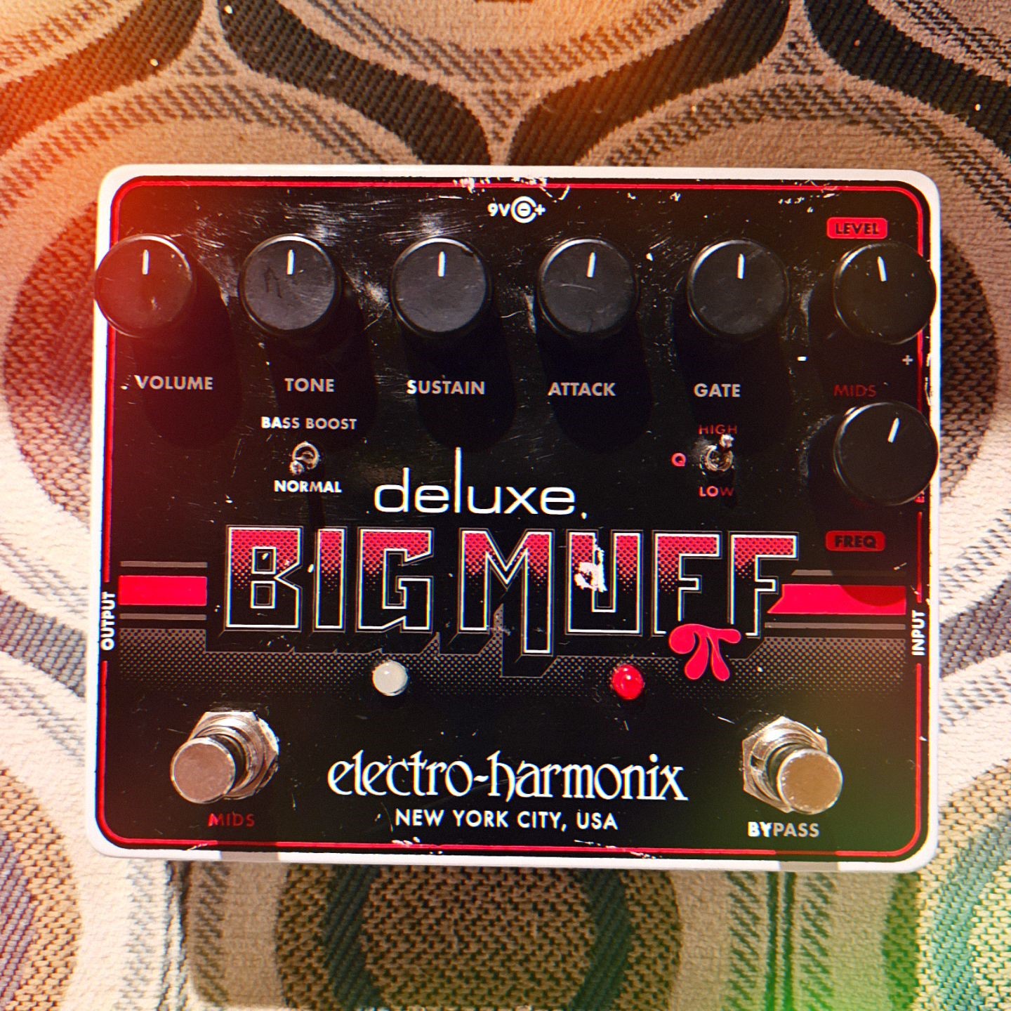 Meet the EHX Big Muff Pi 2 with Tone Wicker! We've opened up the