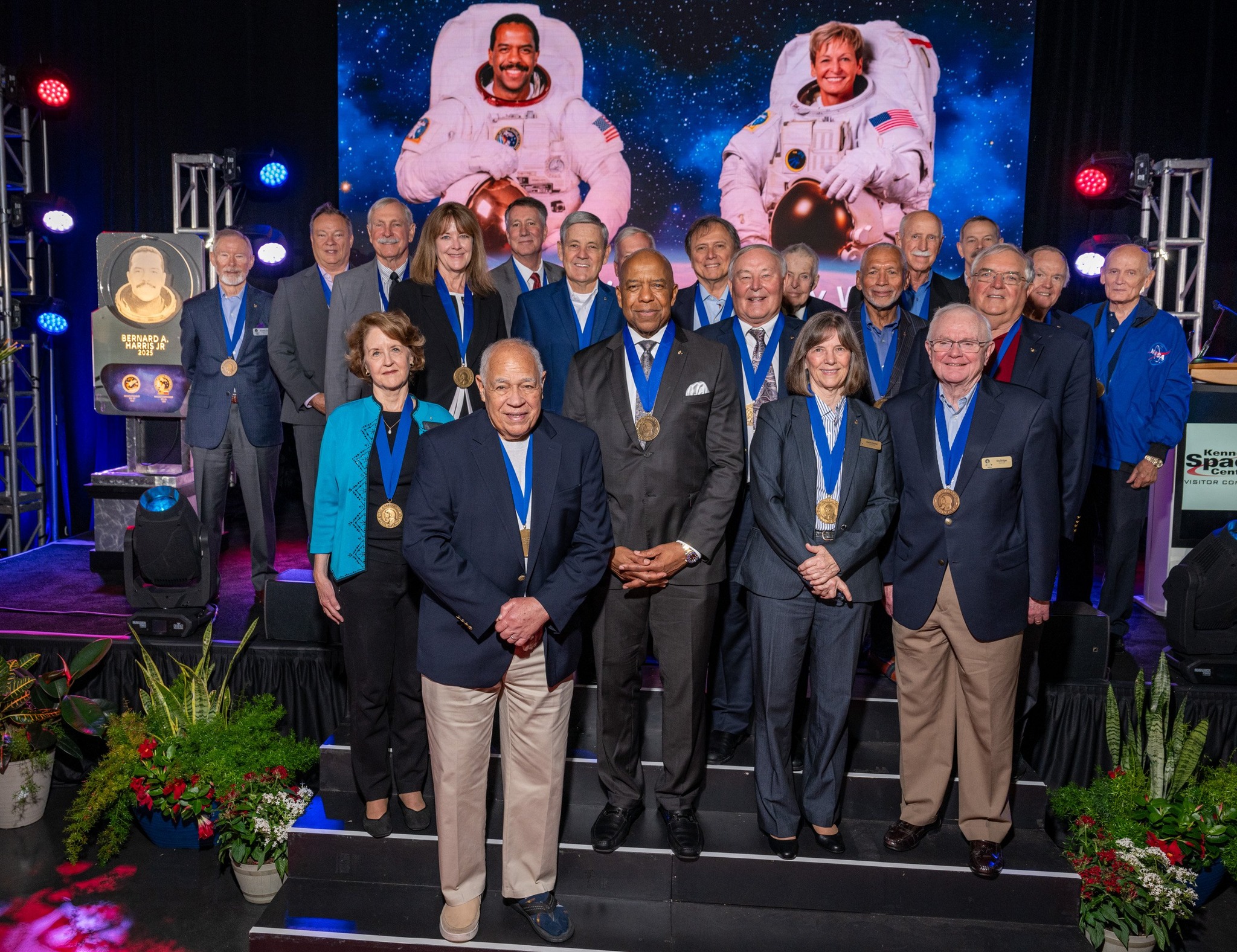 Space - Congratulations to Dr. Bernard Harris and Dr. Peggy Whitson on ...
