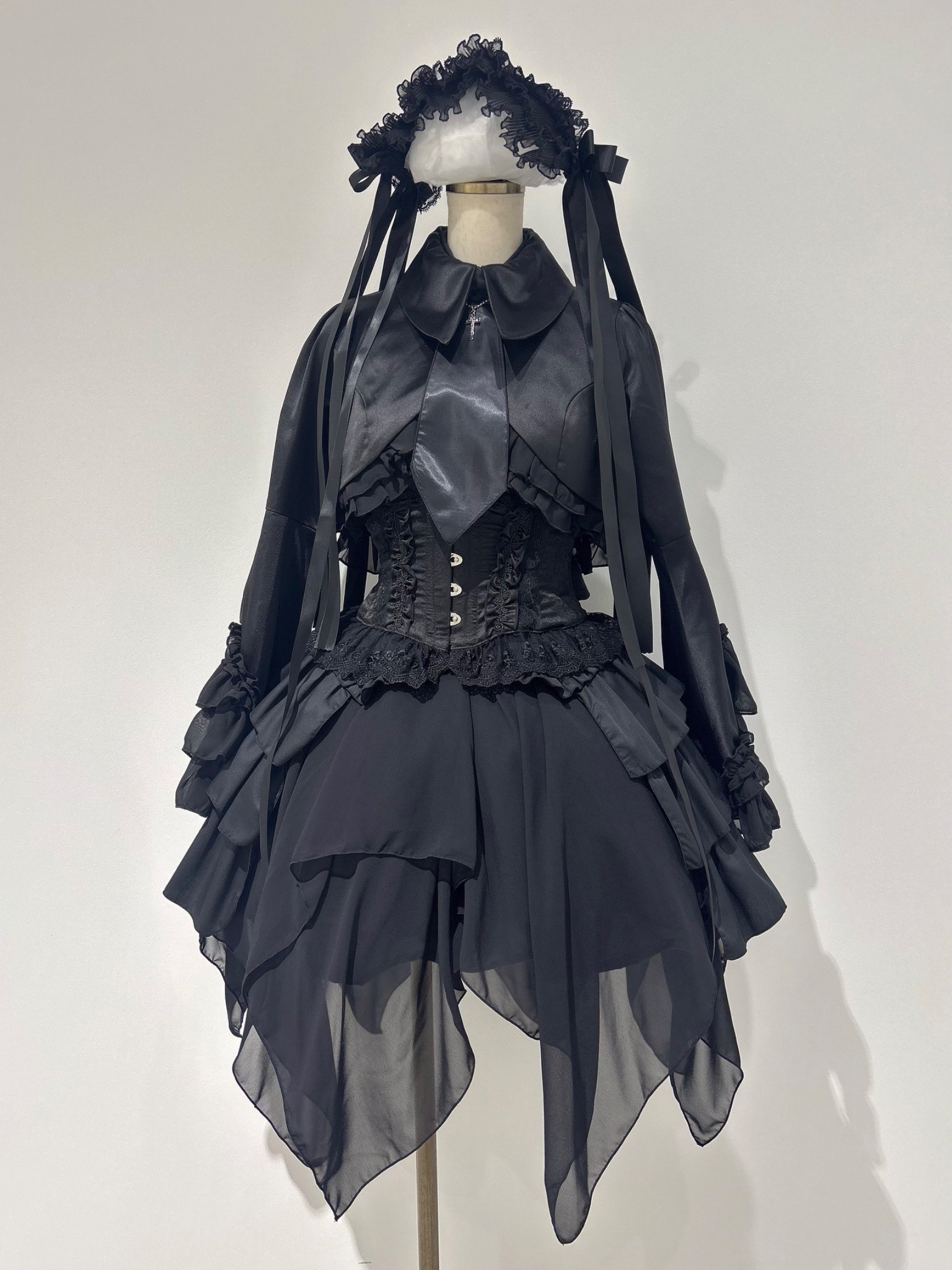 🌟ATELIER-PIERROT入荷情報🌟﻿ ﻿ ご予約でも大人気のコルセット