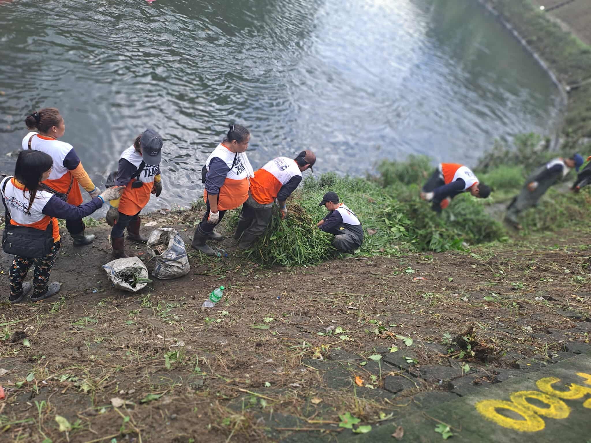 Quezon - Nagsagawa ng clean-up operations ang ating Department of ...
