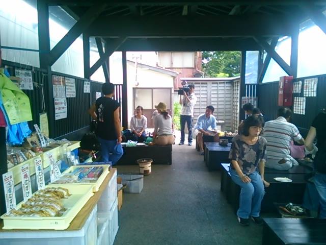 能登 輪島朝市 うまいもんが揃うマルシェへでかけよう まっぷるトラベルガイド