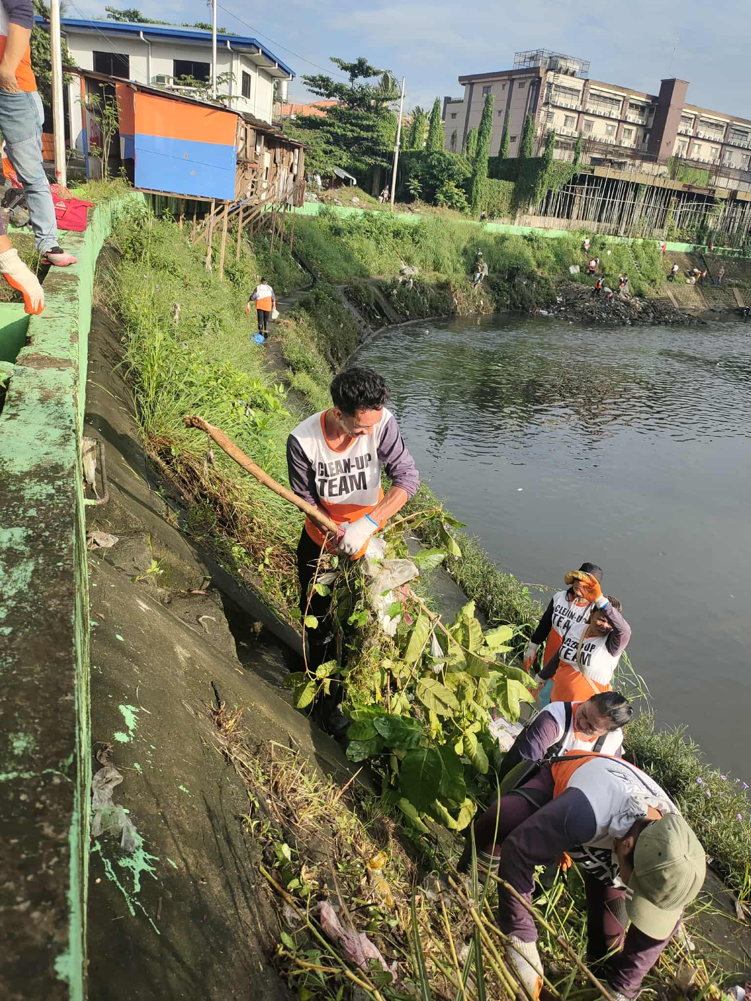 Quezon - Nagsagawa ng clean-up operations ang ating Department of ...