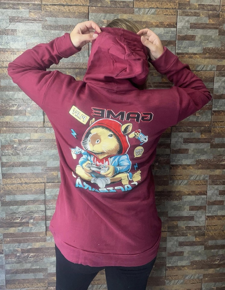 Zafira indumentaria