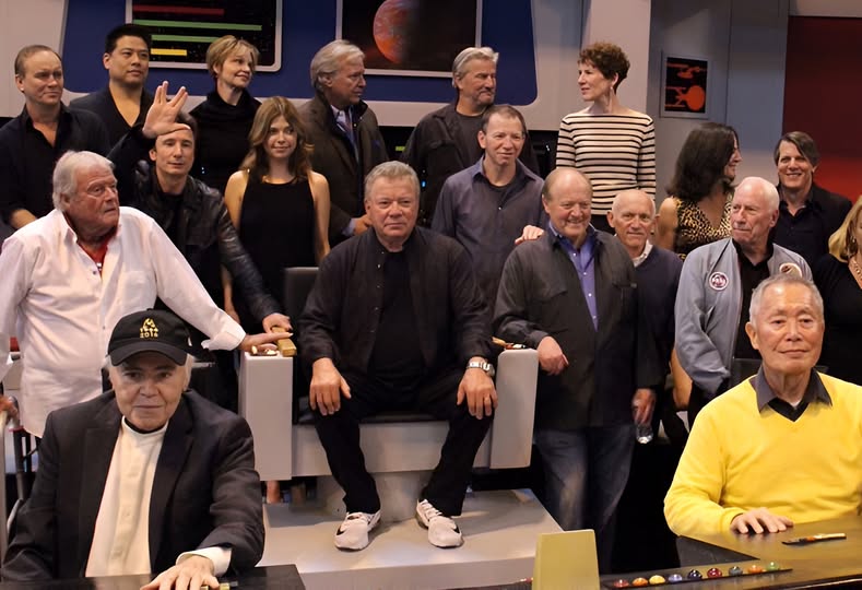 The Delphic - Original Series actors William Shatner, Walter Koenig and ...