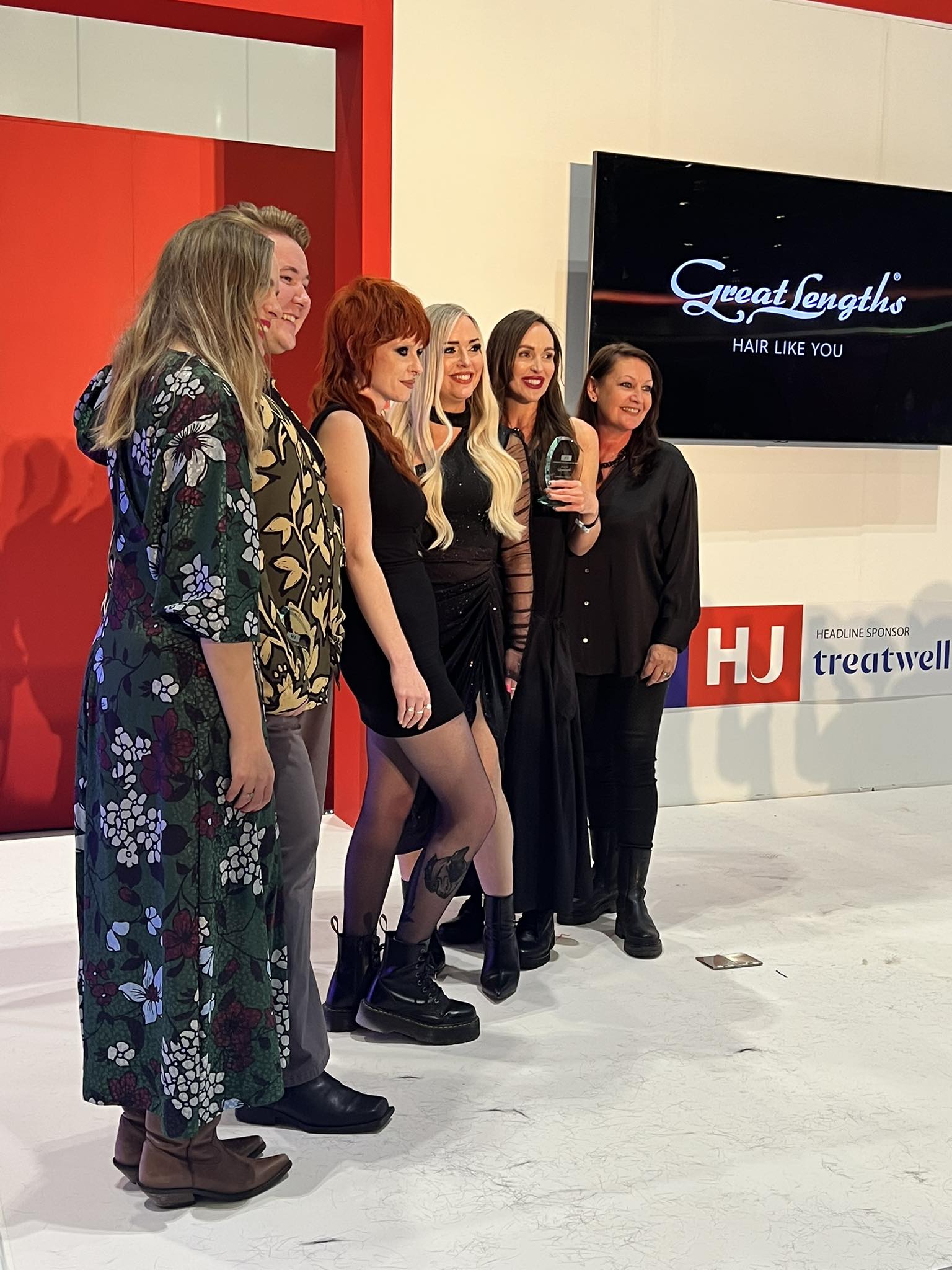 Lisa Rhead Hairdressing - I loved cutting my clients cute French Bob ️🖤 ...